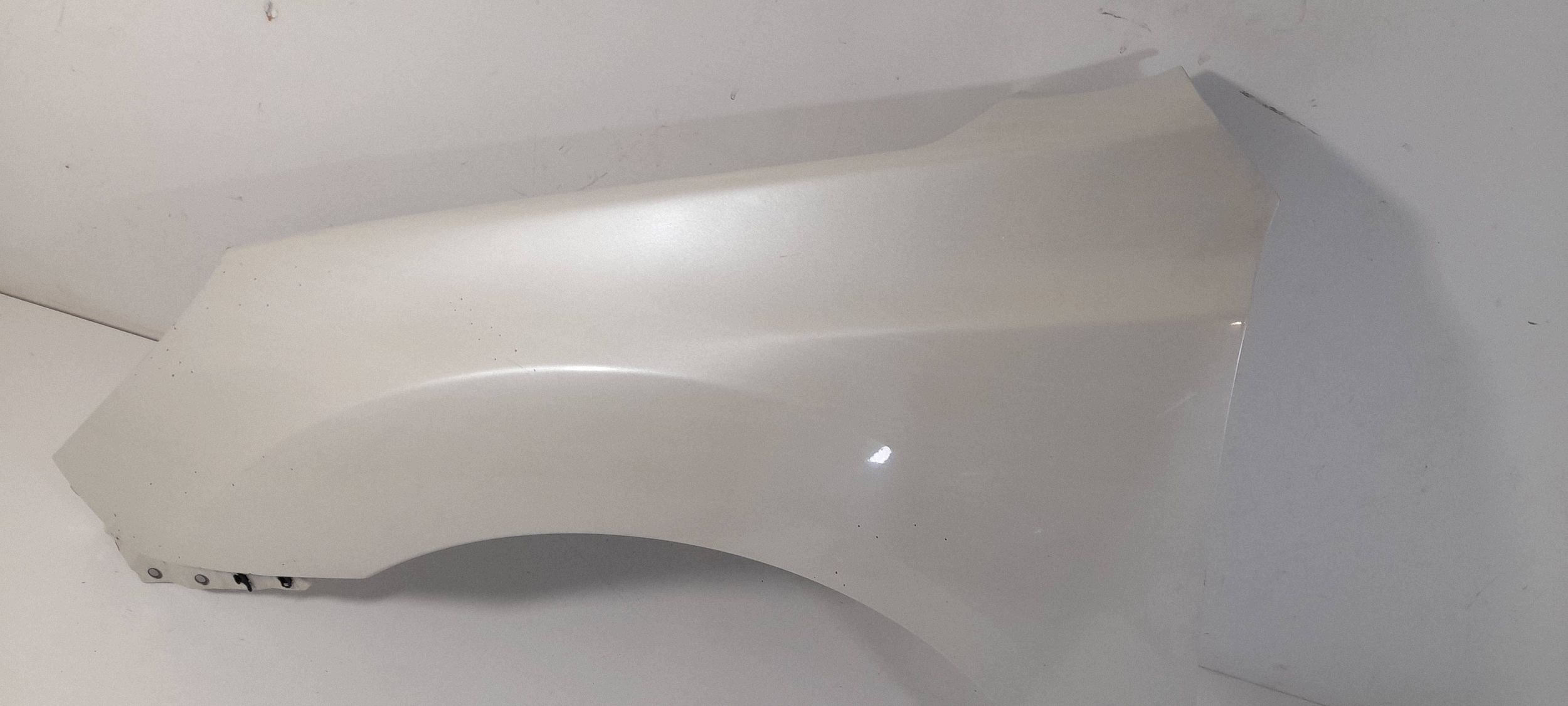 Subaru Legacy V parafango Anteriore sinistra (K44)