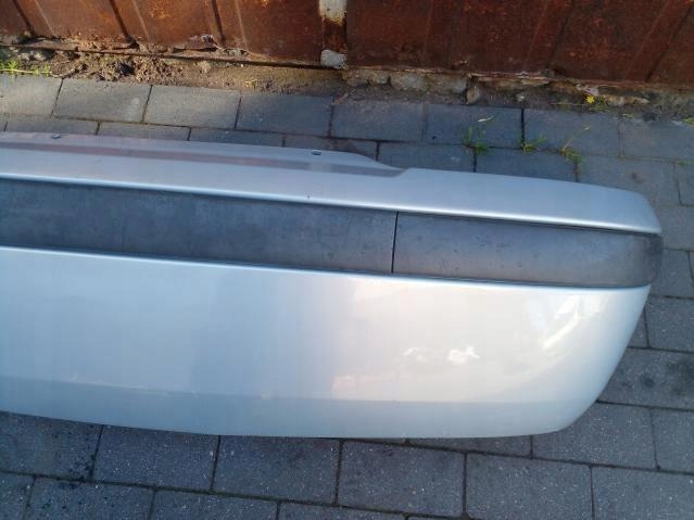 Paraurti posteriore RENAULT MEGANE e 95-02 7700427579