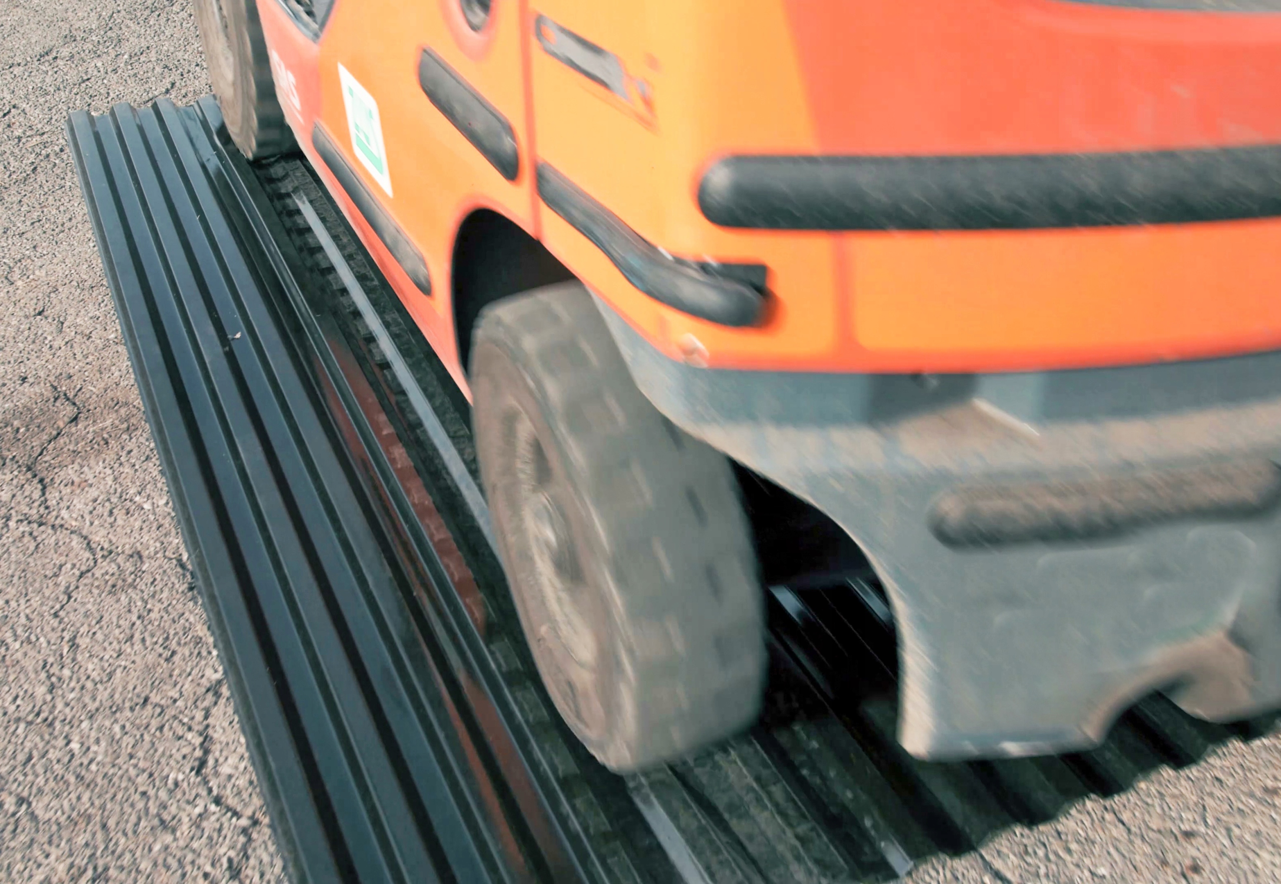 POLIWĘGLAN trapezowy gradoodporny 2m x 90 cm LIGHT Marka inna