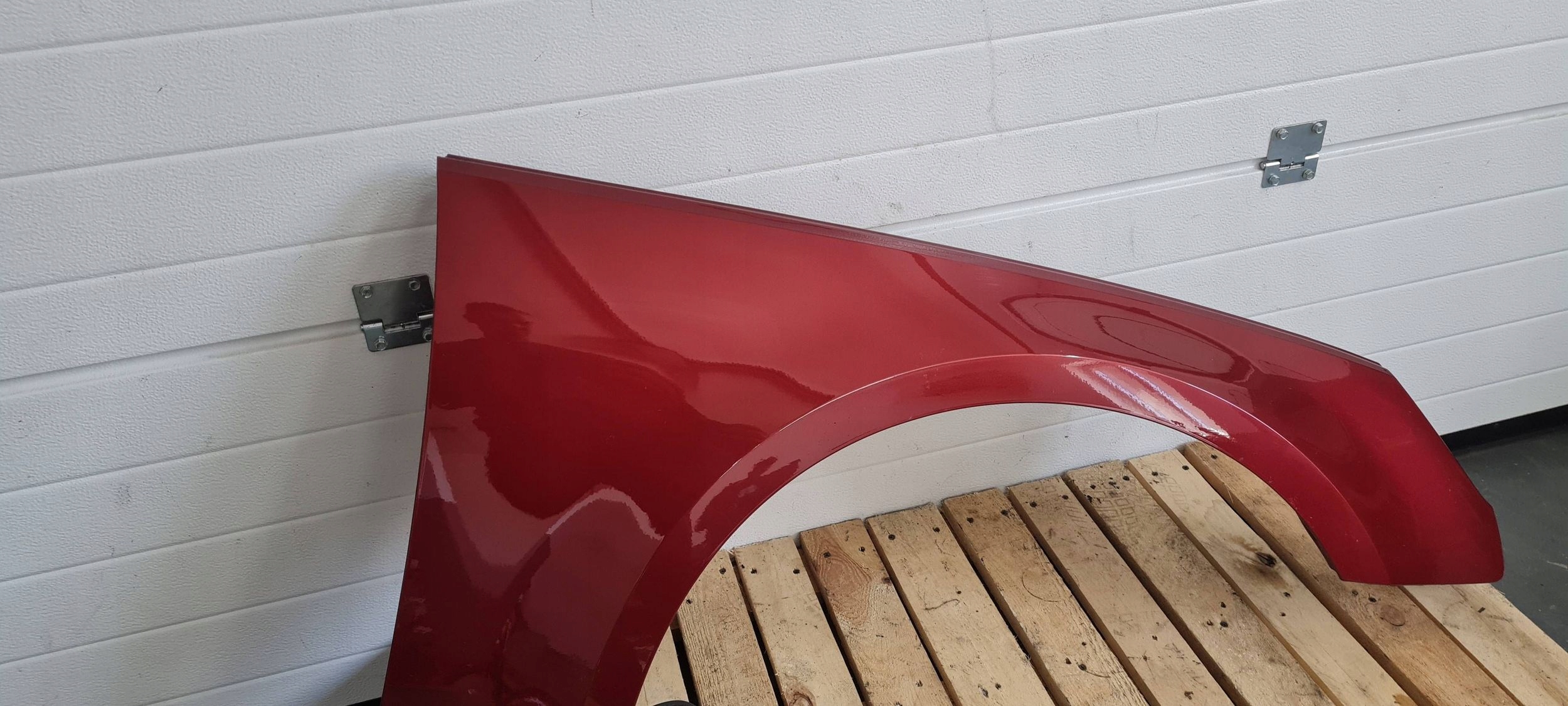 A4 B9 8W fender right front front LY3S 8W0821106A