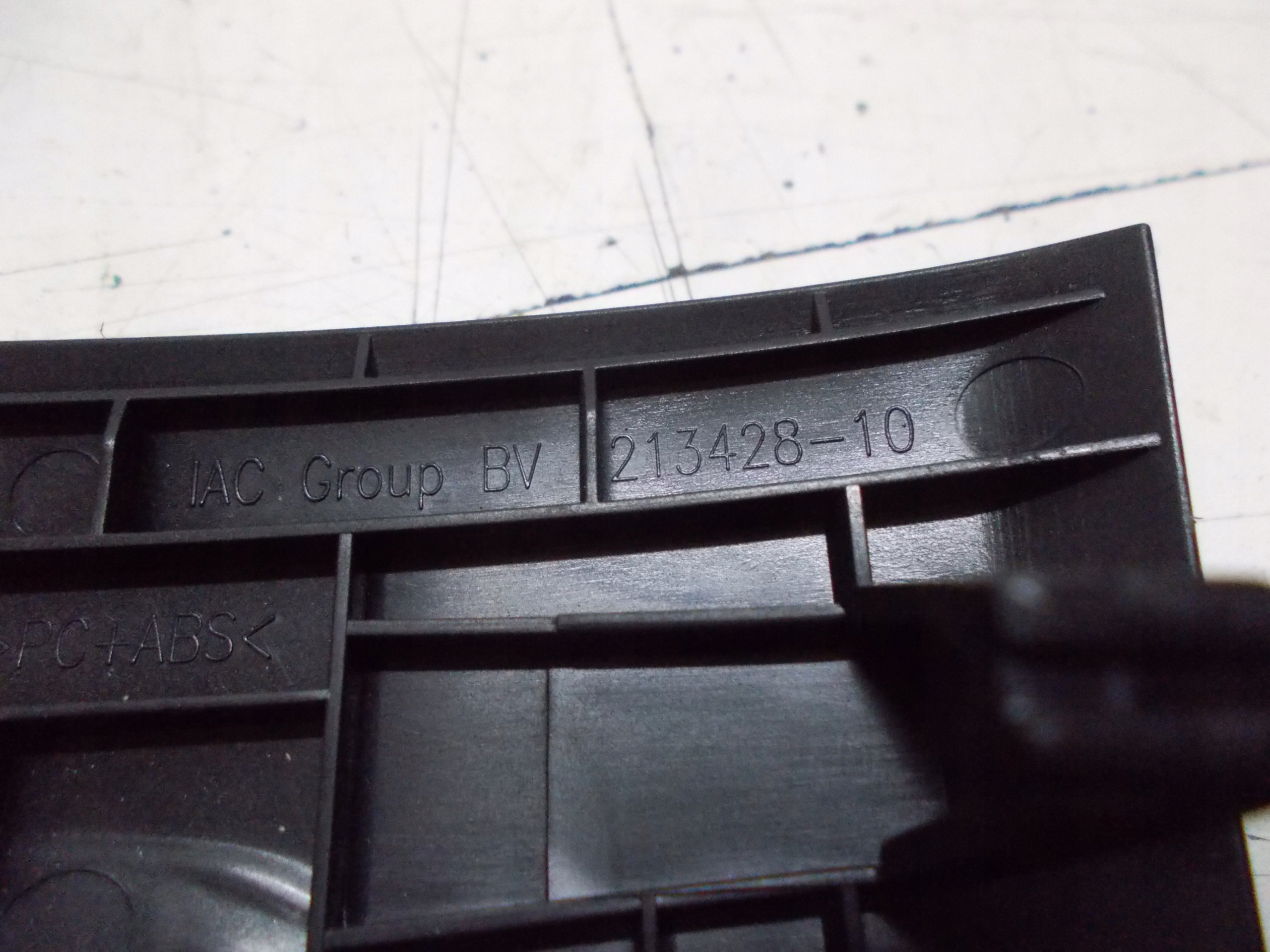 MINI COUNTRYMAN 19R 1.5 adapter ZAPALNICZKI USB 9332796