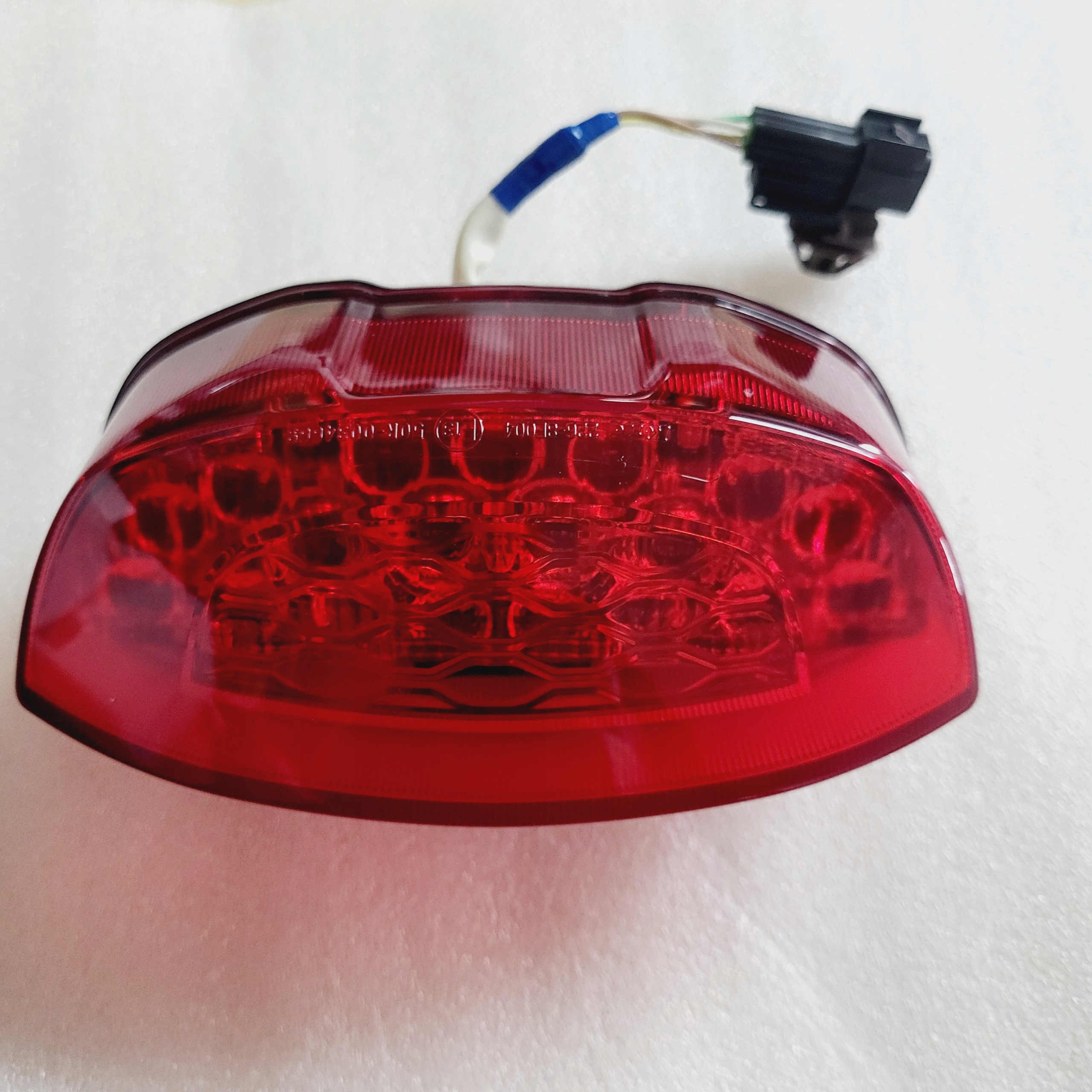 Honda Cb 300 250 18-24r originálna zadná lampa, nová