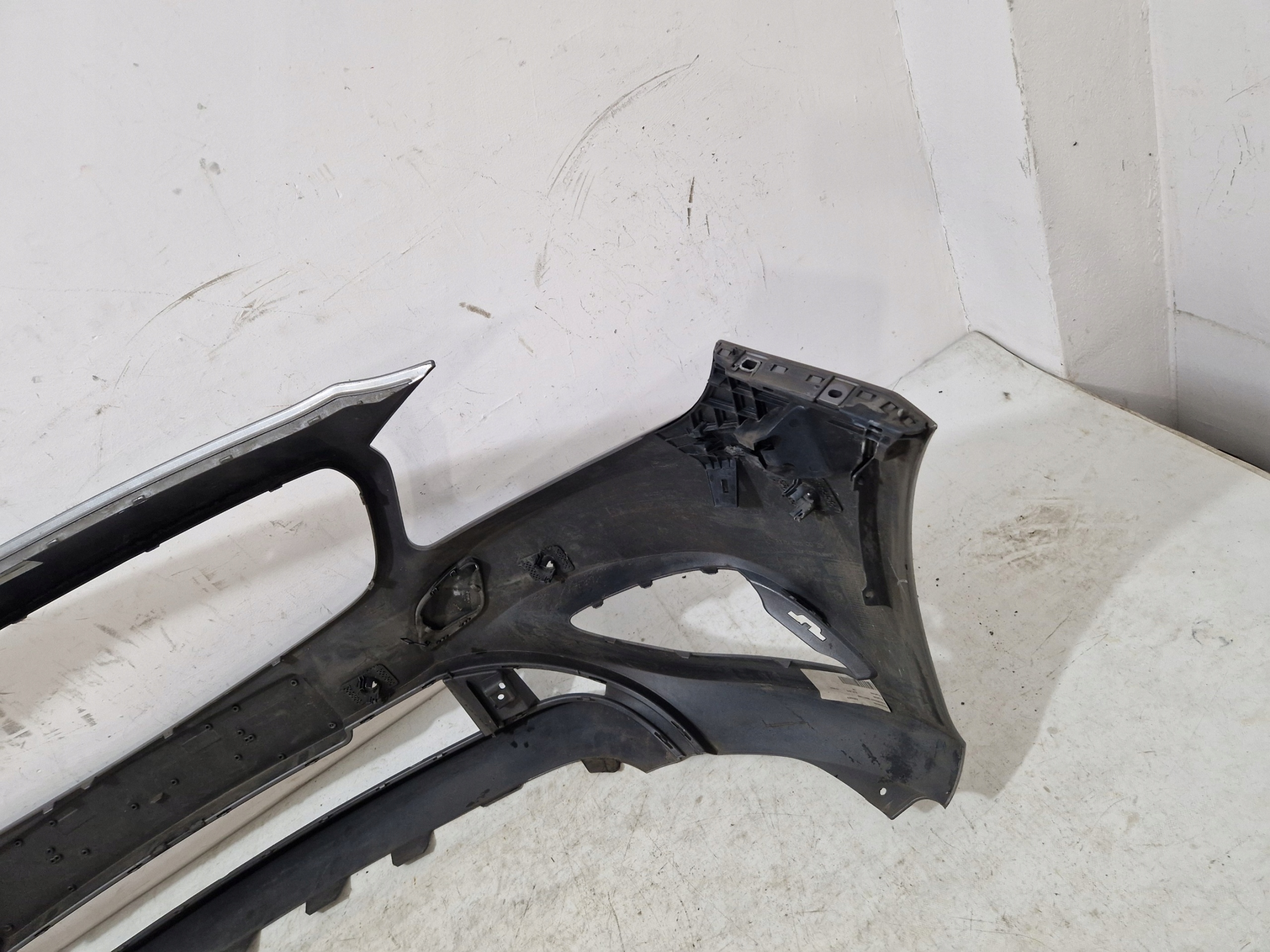 MERCEDES A KLASA W176 bumper front front A1768850025