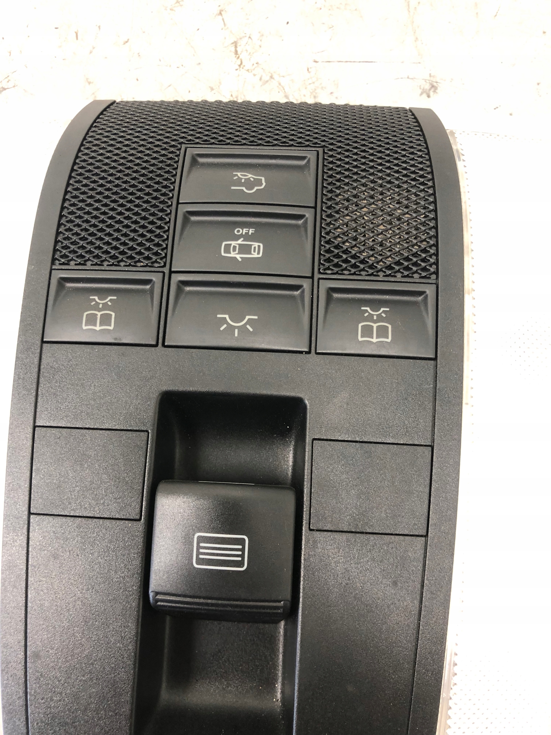 FANALE CIELO INTERNO MERCEDES W204 A2049004701