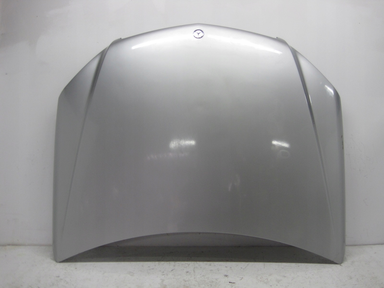 motorhaube MERCEDES 204 nach hagel
