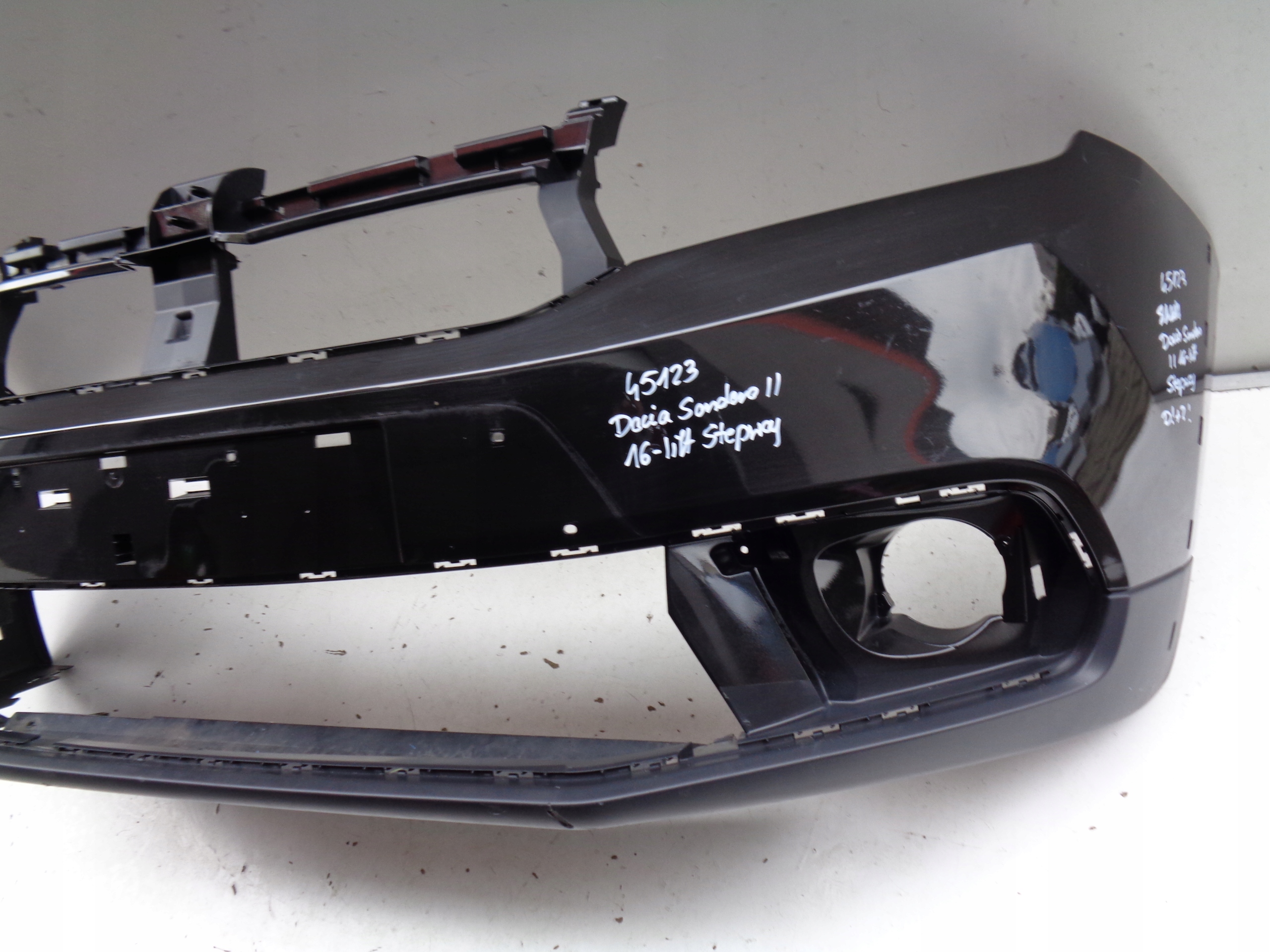 front bumper DACIA SANDERO II 16- LIFT STEPWAY NR 45123