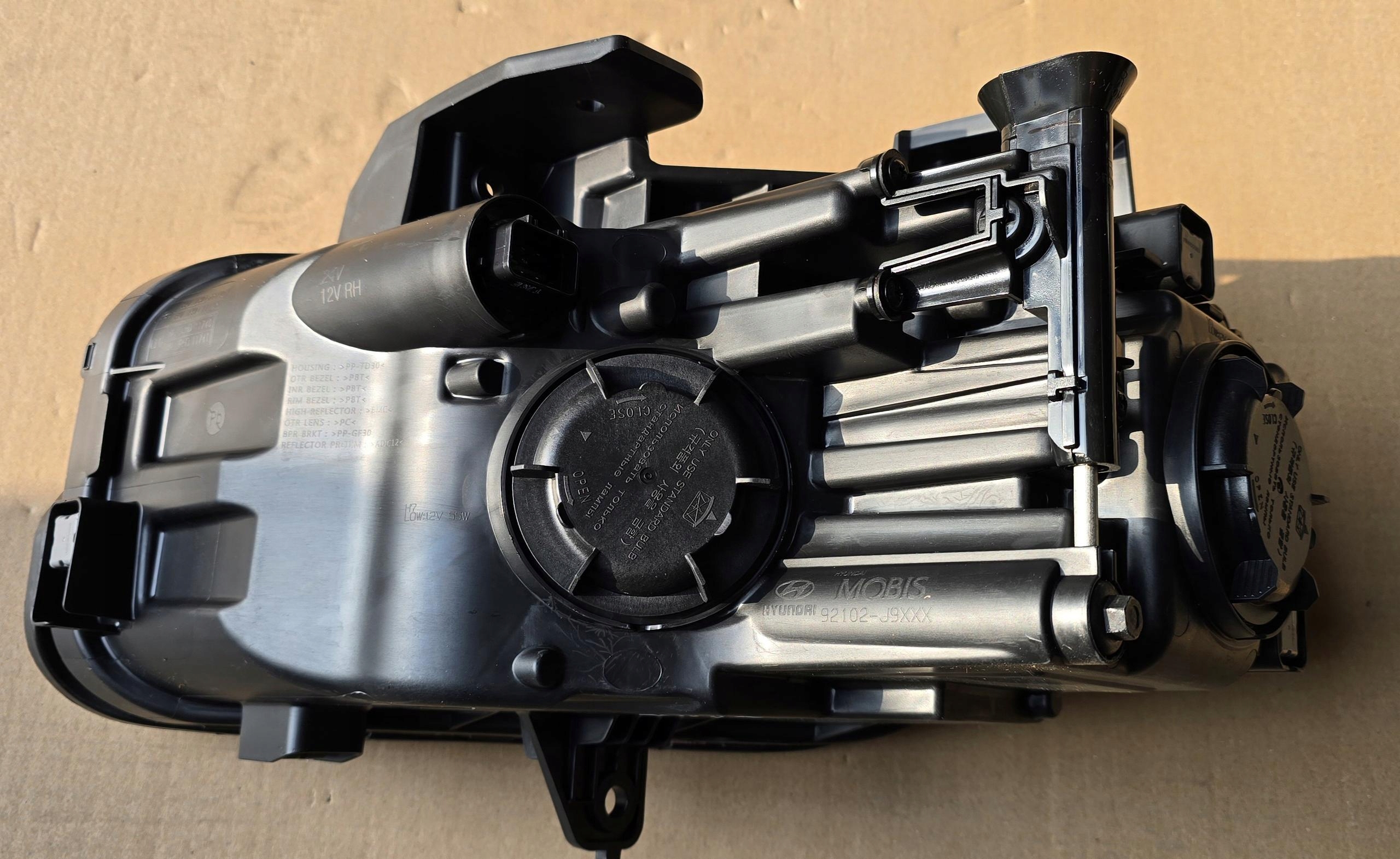 light front front right HYUNDAI KONA J9921-22020