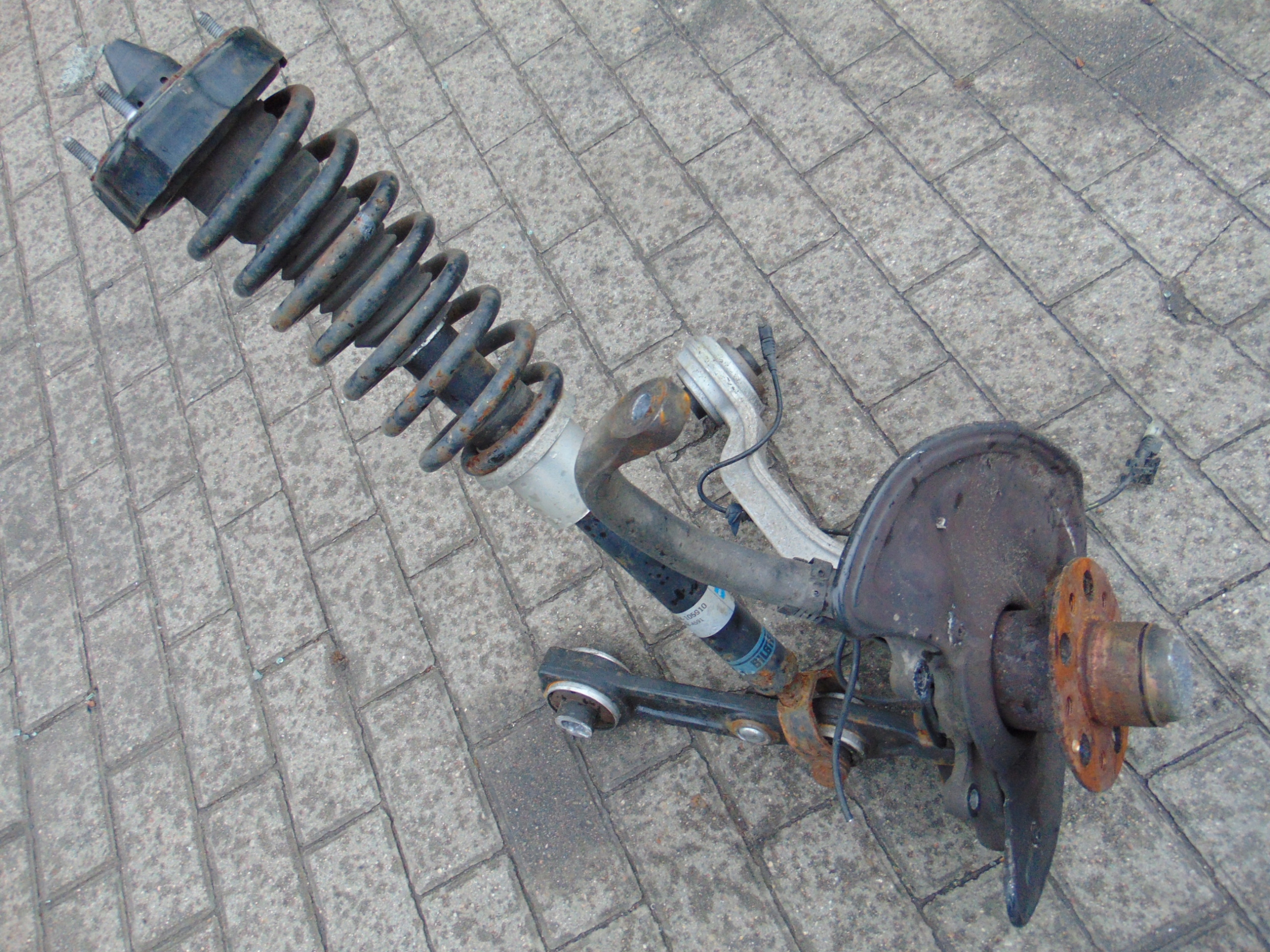 MCPERSON правый передний кроссовер MERCEDES W211 2.6 B