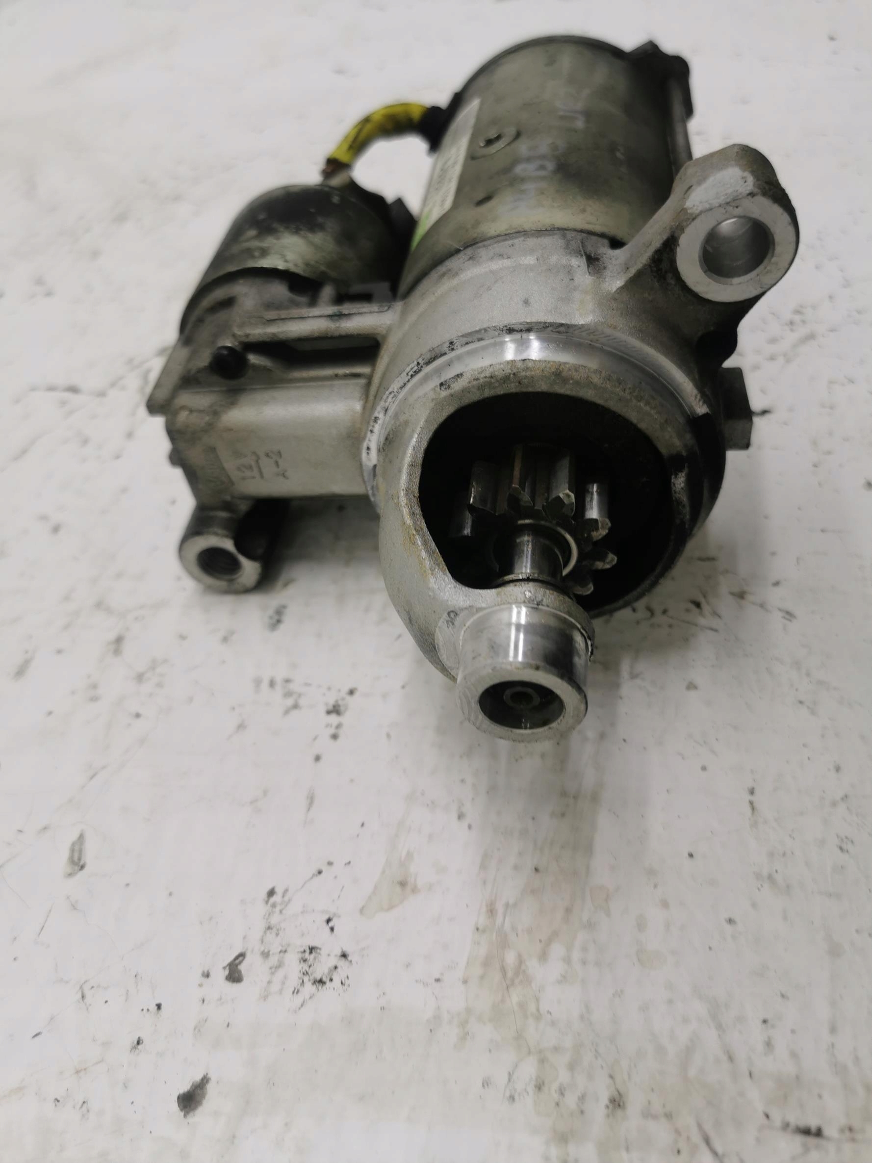 startér MOTORU AUDI A4 B8 2.7 V6 TDI 059911022
