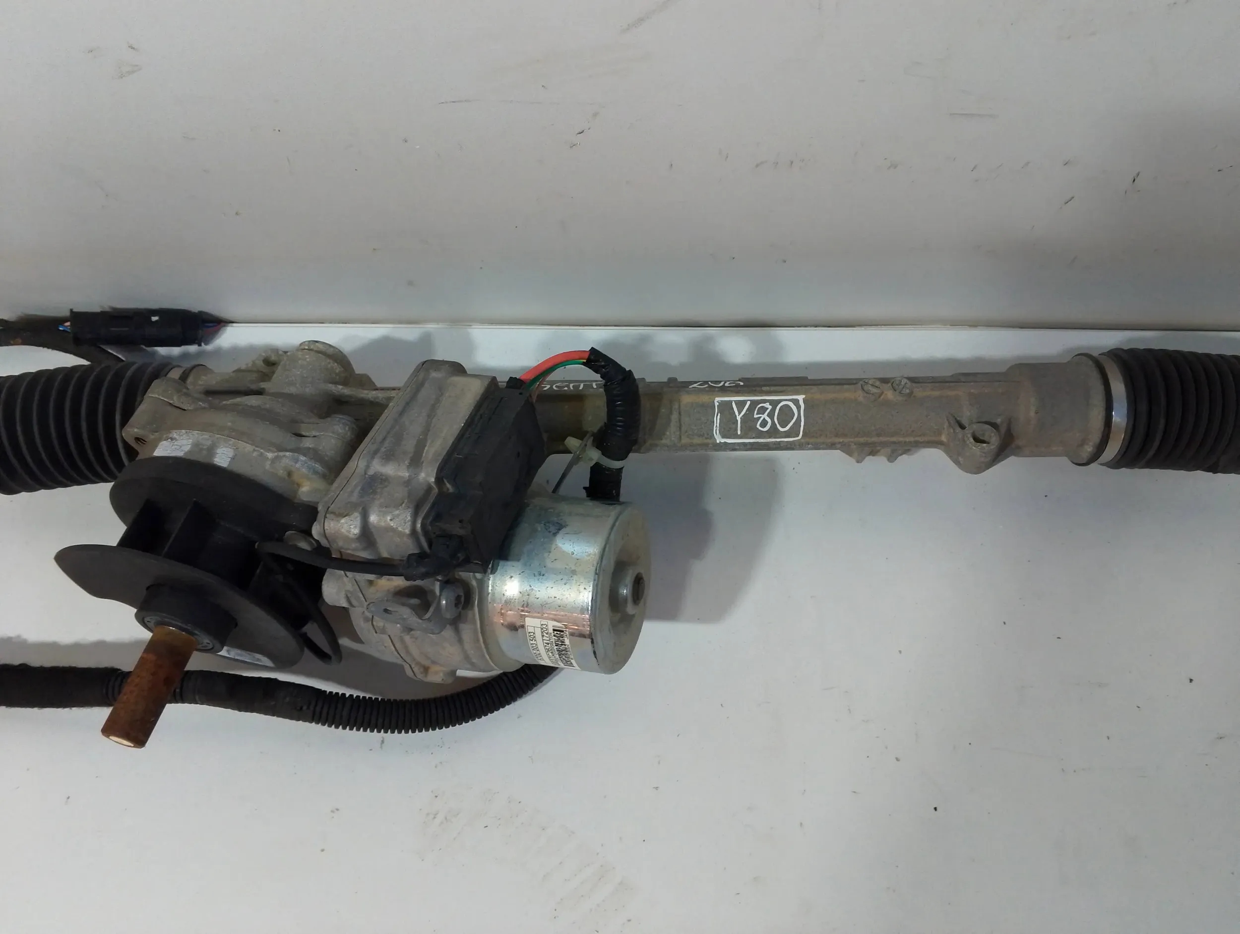Peugeot 208 Boîter direction Boîter direction 6820000190