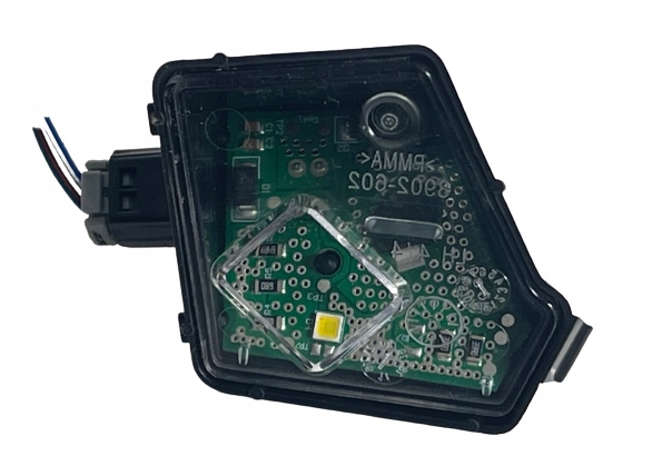 * DS3 CROSSBACK ЛЕВЫЙ СВЕТ ЗЕРКАЛА 8902-600