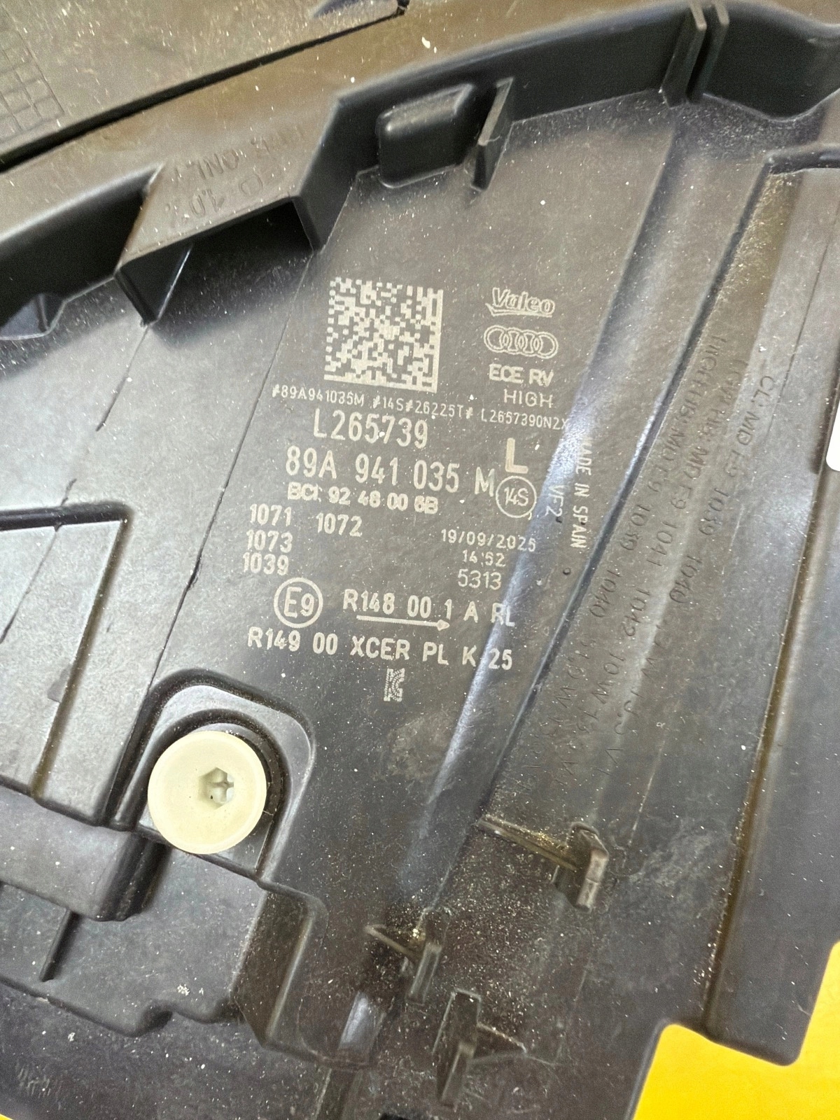 light left Audi Q4 E-Tron Matrix Full Led 89A941035M