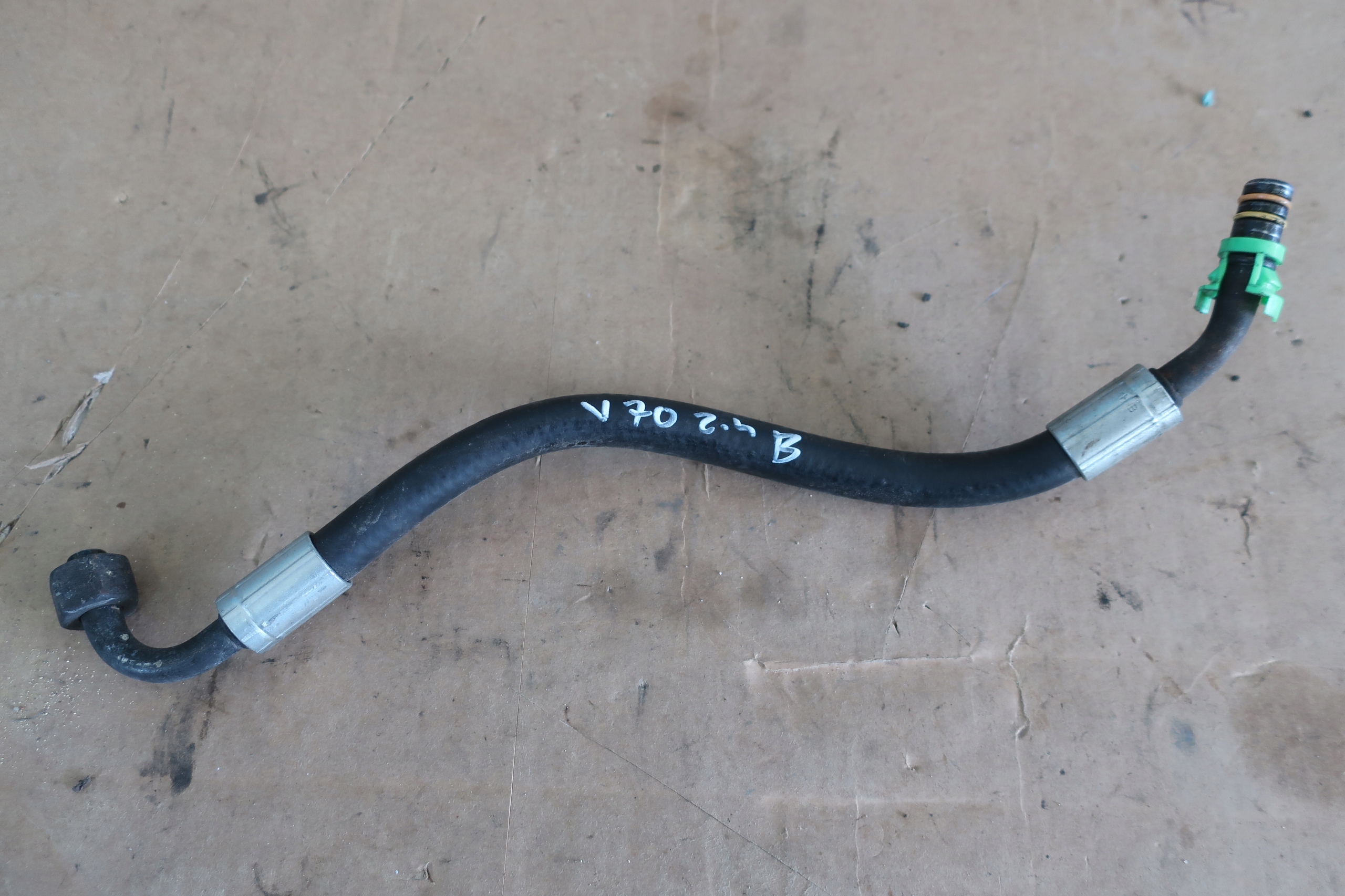 VOLVO V70 S60 і трансмісійний масляний шланг 2.4 B AUTOM