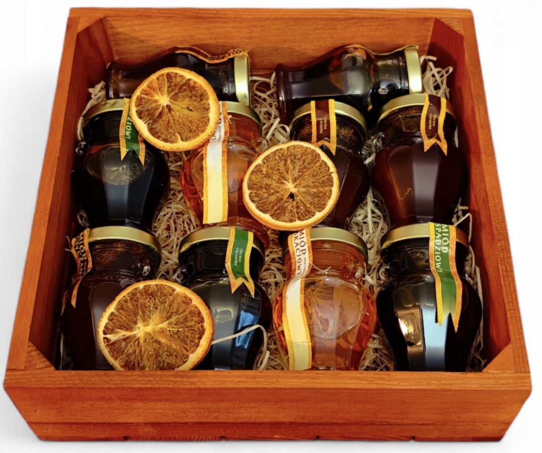 Drewniana Skrzynia 3 rodzaje miodu miód 1,4kg Dzień Kobiet