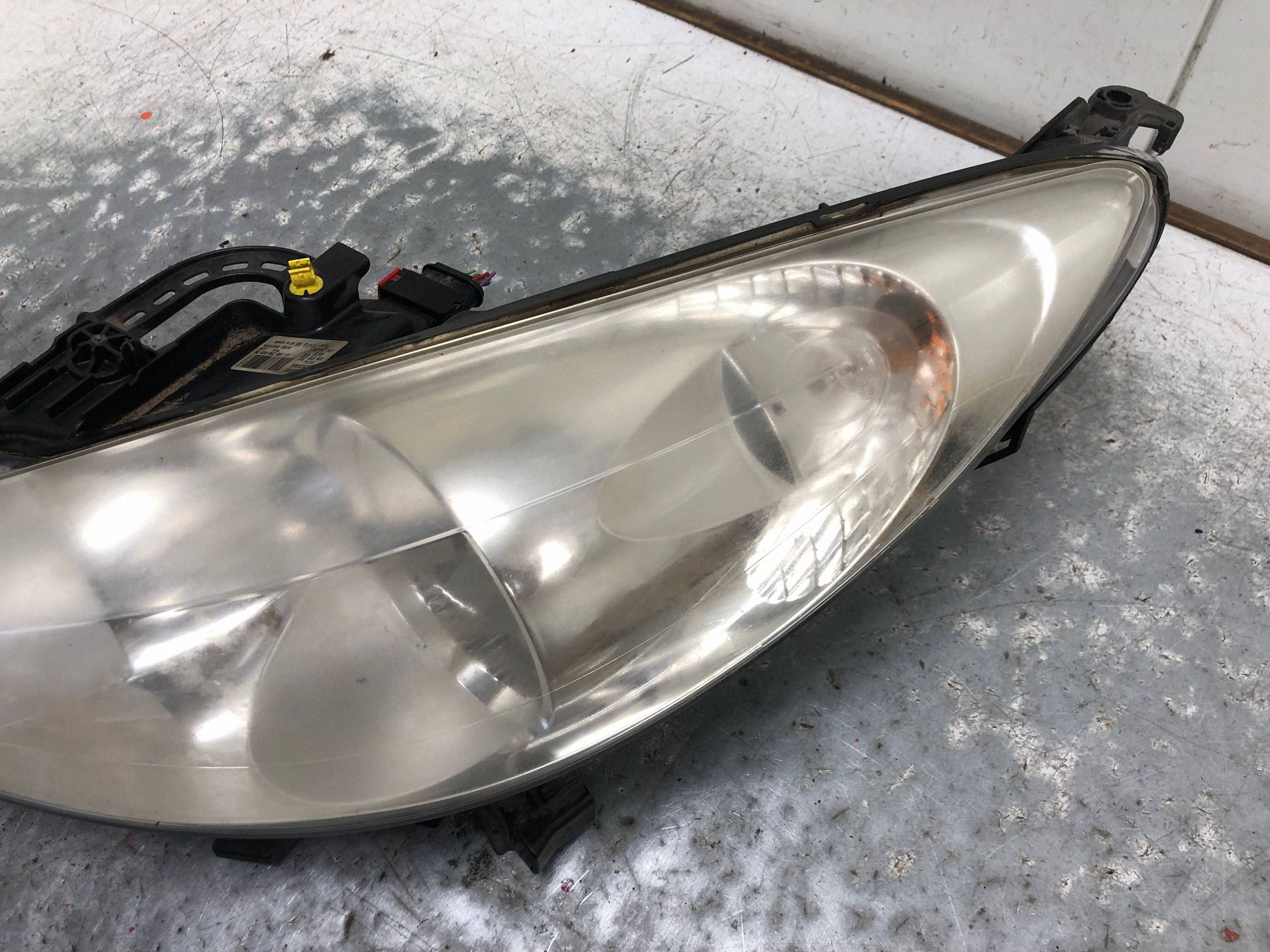 light left front PEUGEOT 207 9649986280