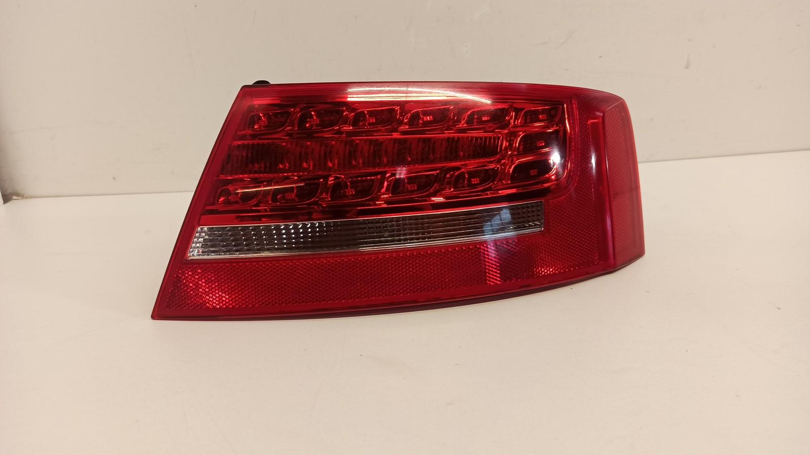 AUDI A5t ФАРА ПРАВЫЙ ЗАД. SPORTBACKt8945096d