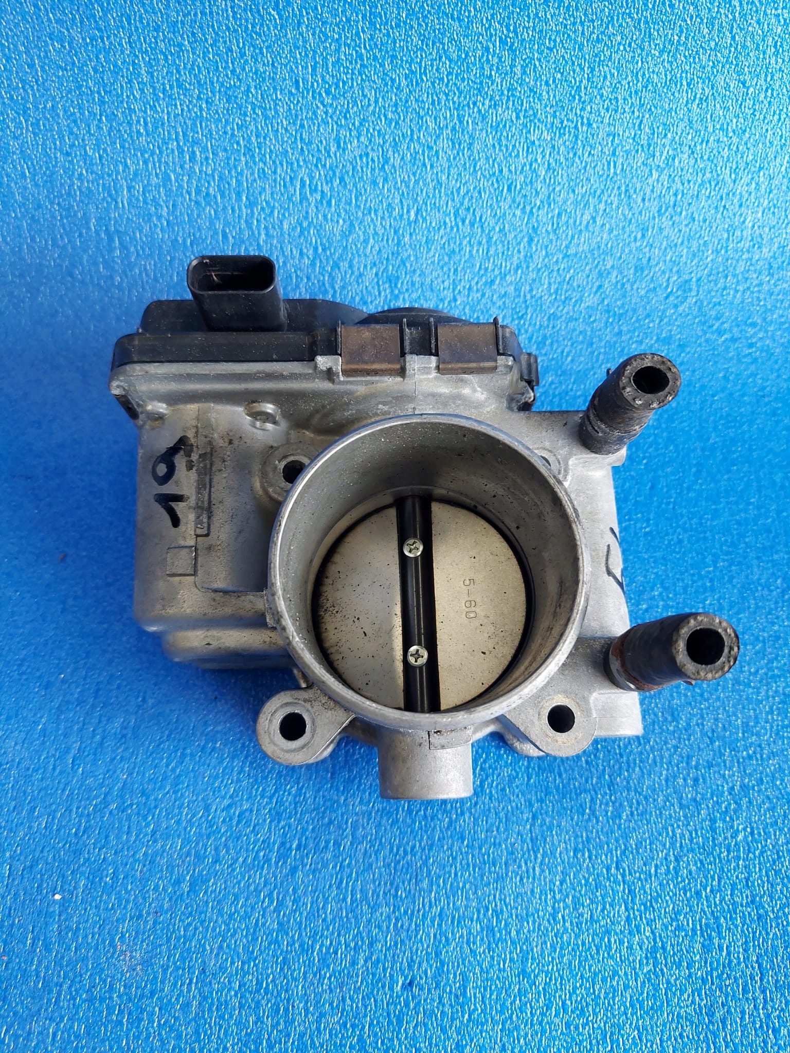 ДРОССЕЛЬНАЯ ЗАСЛОНКА MAZDA 6 2.0 B L3K913640