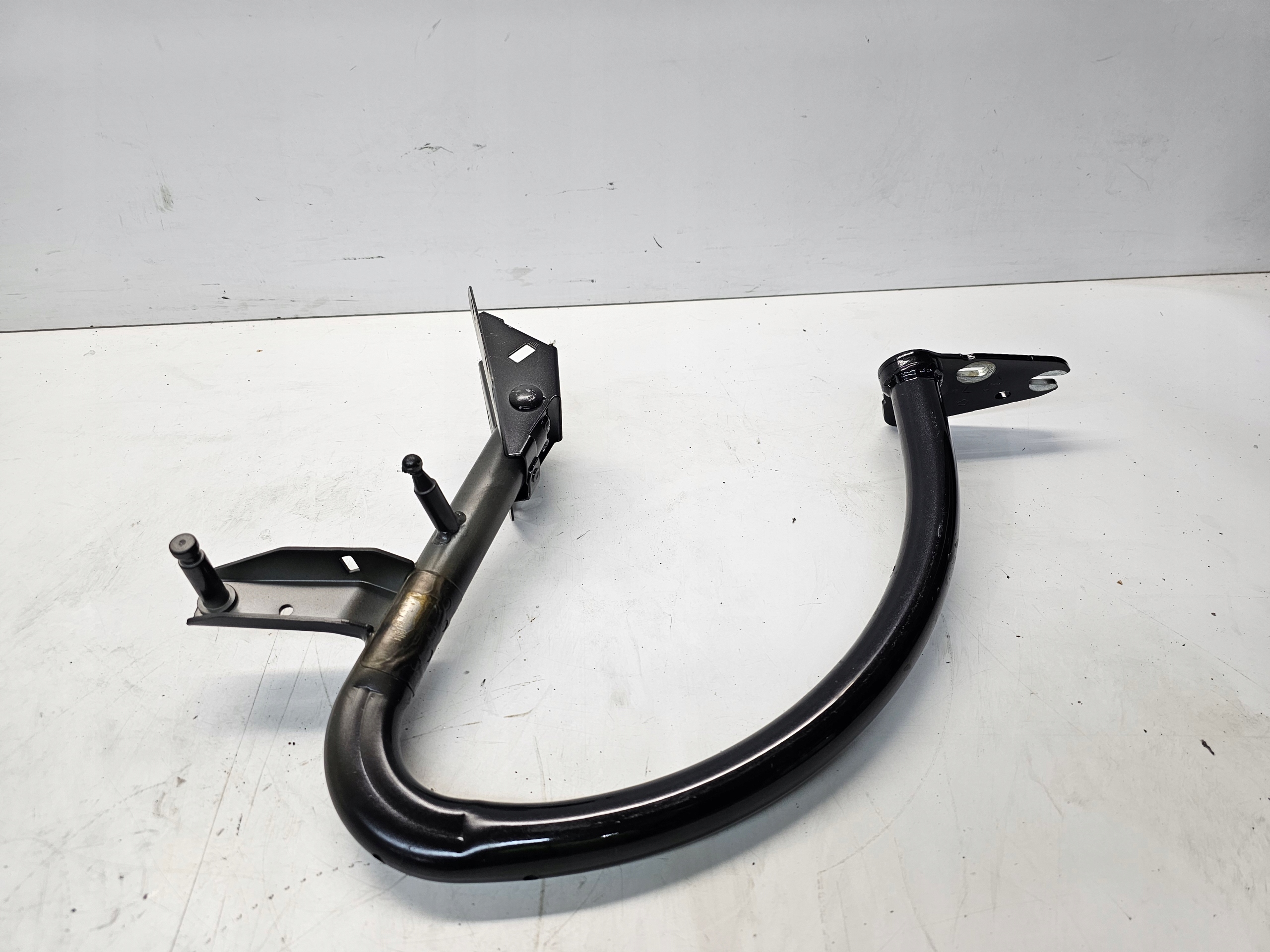 hinge bonnet rear part left AUDI A4 B8 sedan 8K5827301AB