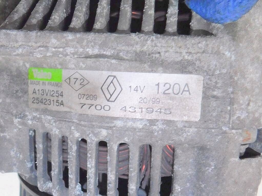 VOLVO S40 V40 1.9D 1999r ALTERNATOR 7700431945 Typ samochodu Samochody osobowe