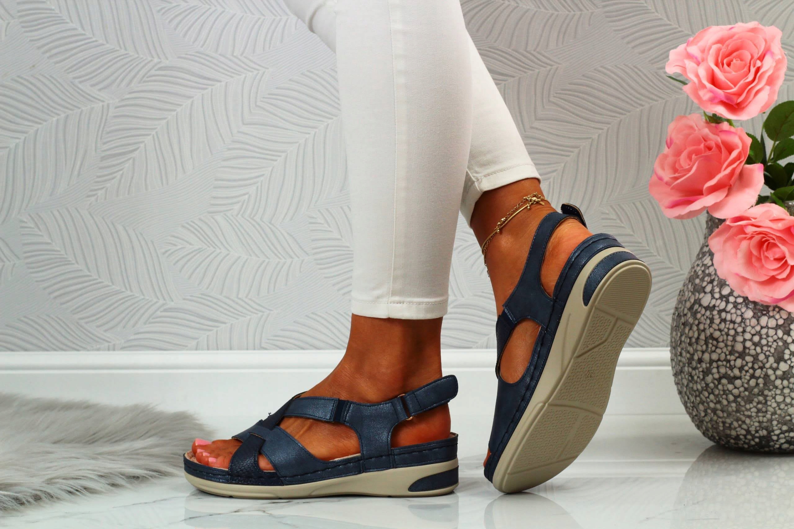 SANDAŁY DAMSKIE SKÓRA PROFILOWANE SZYTE NA RZEPY Rozmiar 37