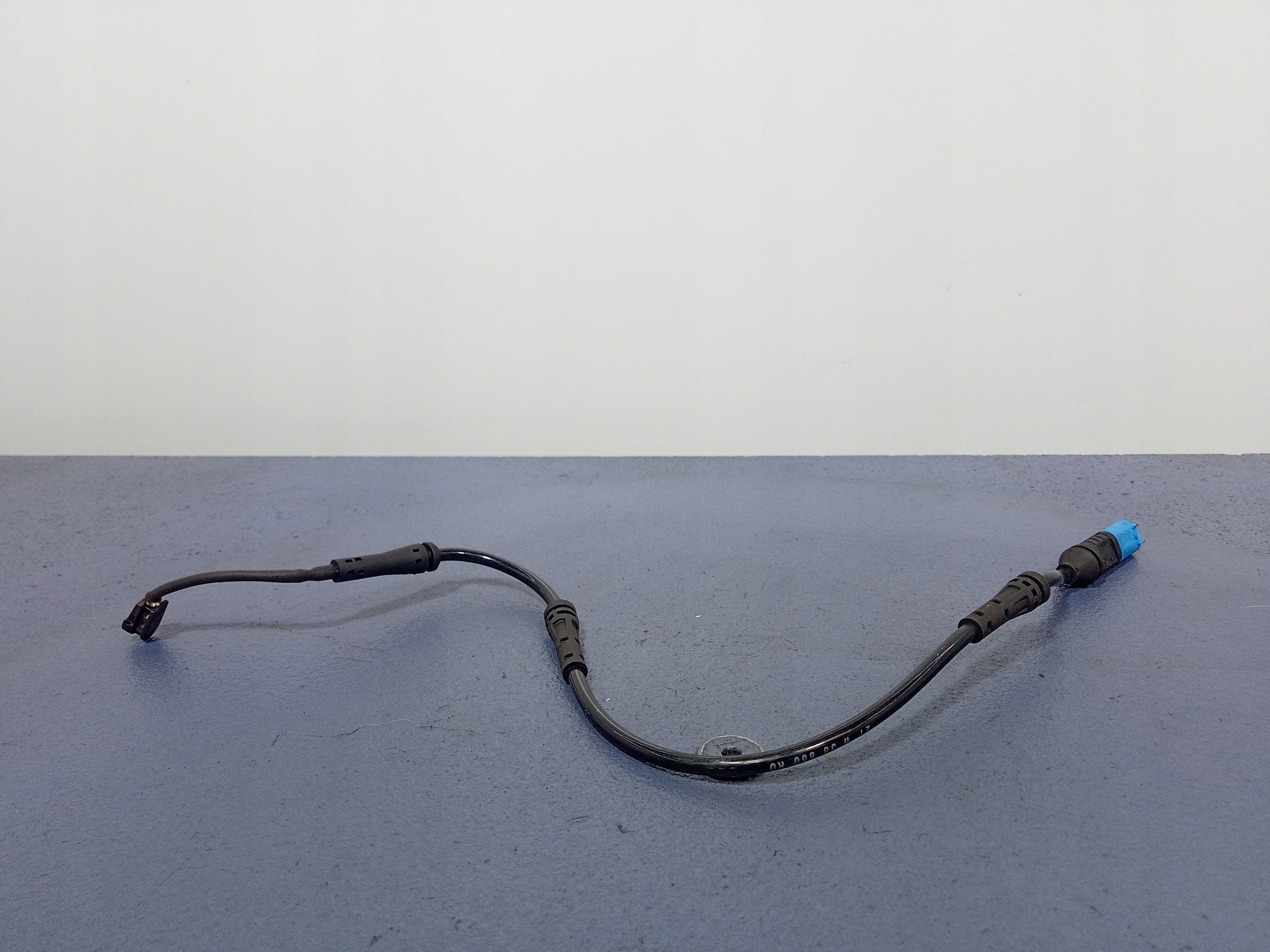 BMW 3 G20 M3 G80 датчик износа колодок 8095575