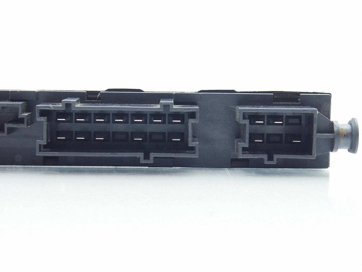 module unité de commande électronique uce siège JEEP GRAND CHEROKEE WK2 05026617AF