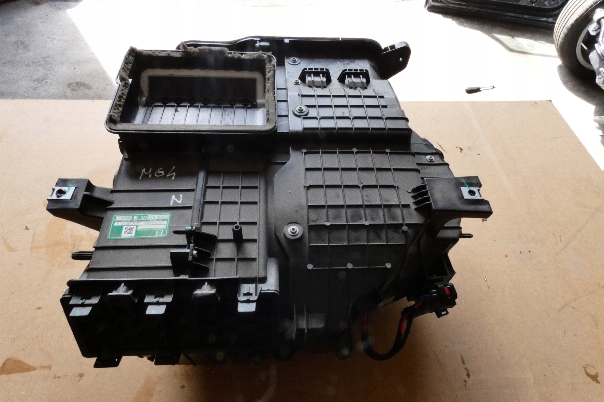 heater MG 4 MG4 ELEKTRYK 11334396