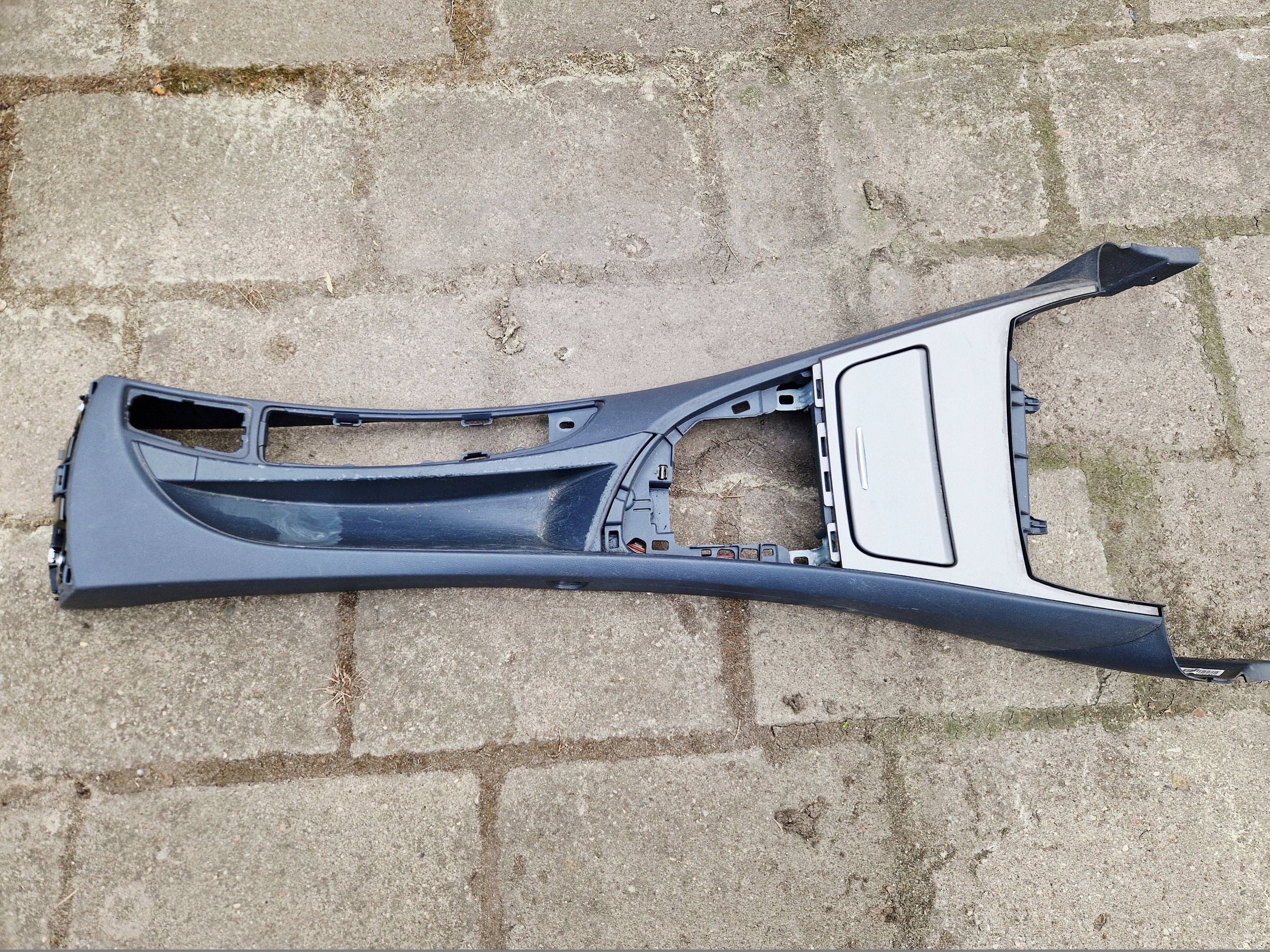 tábla Közép BMW 1 E81 E87 7122226