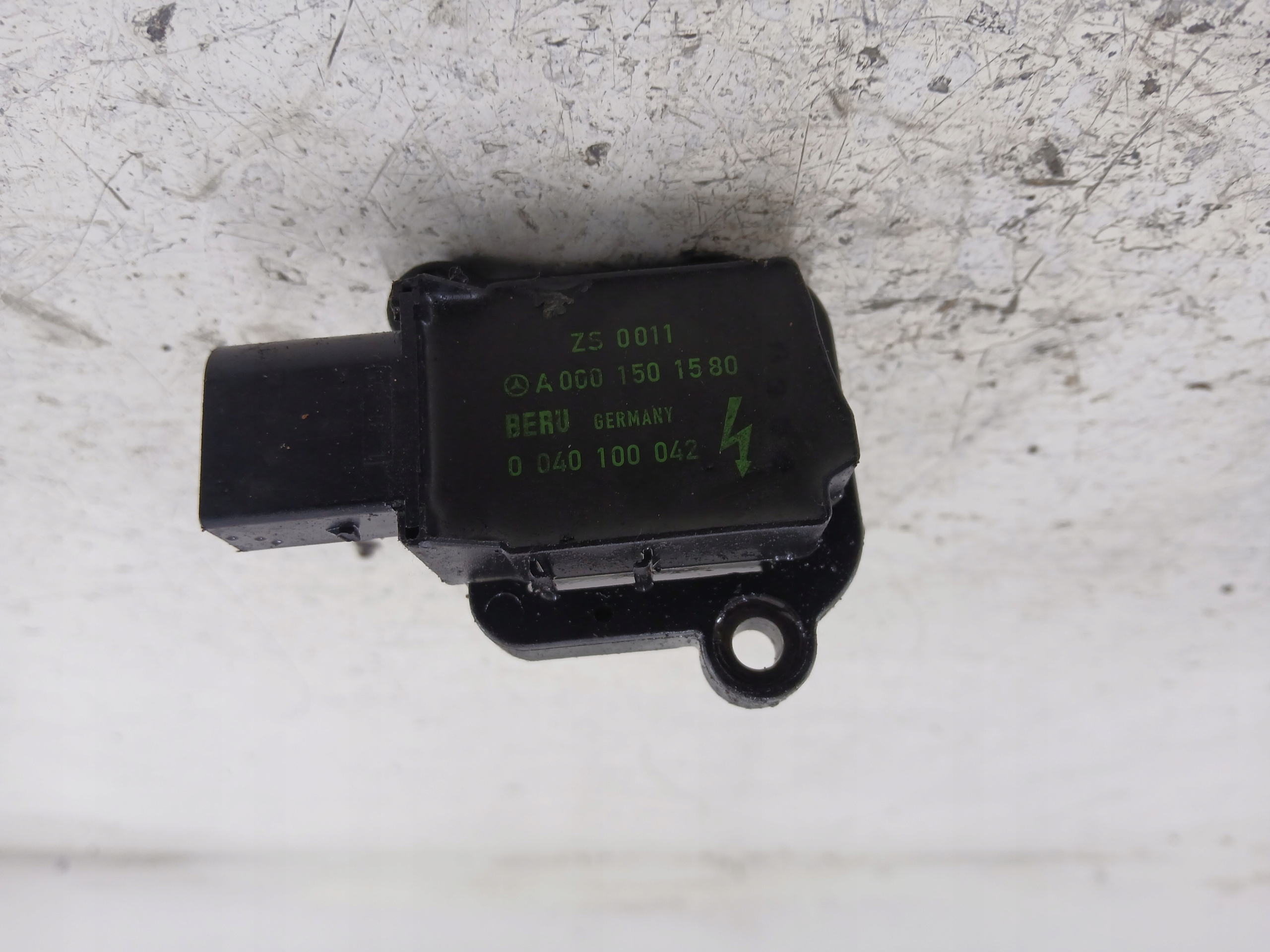MERCEDES W203 1.8 K coil ignition 0040100042