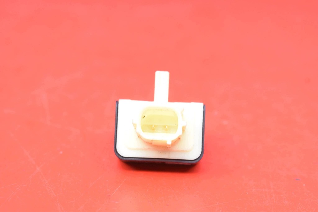 impact sensor right 89173-52190 TOYOTA YARIS 4 IV GR 20-24