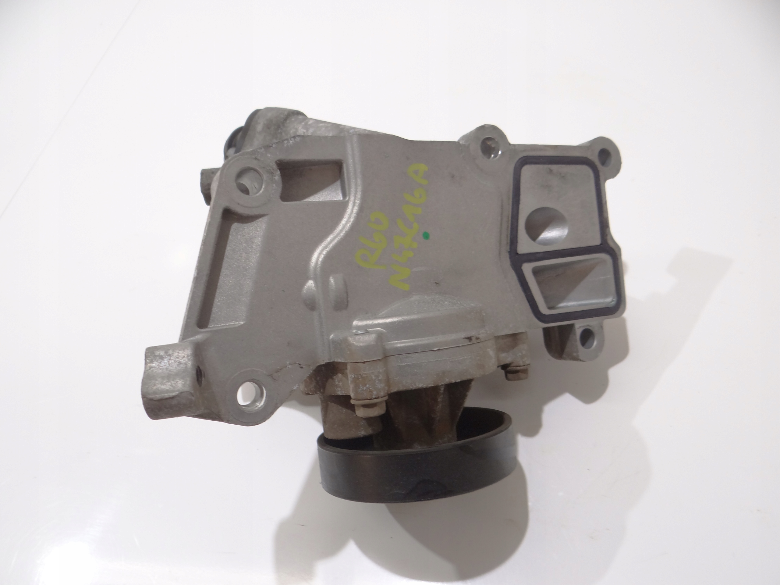 water pump MINI R60 N47C16A OE 7823008