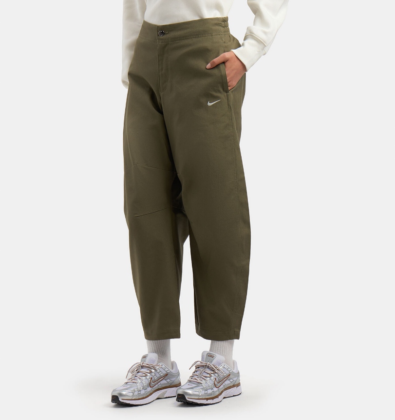 Nike kalhoty typu loose fit Sportswear Barrel Pants HV2086-222 vel. M