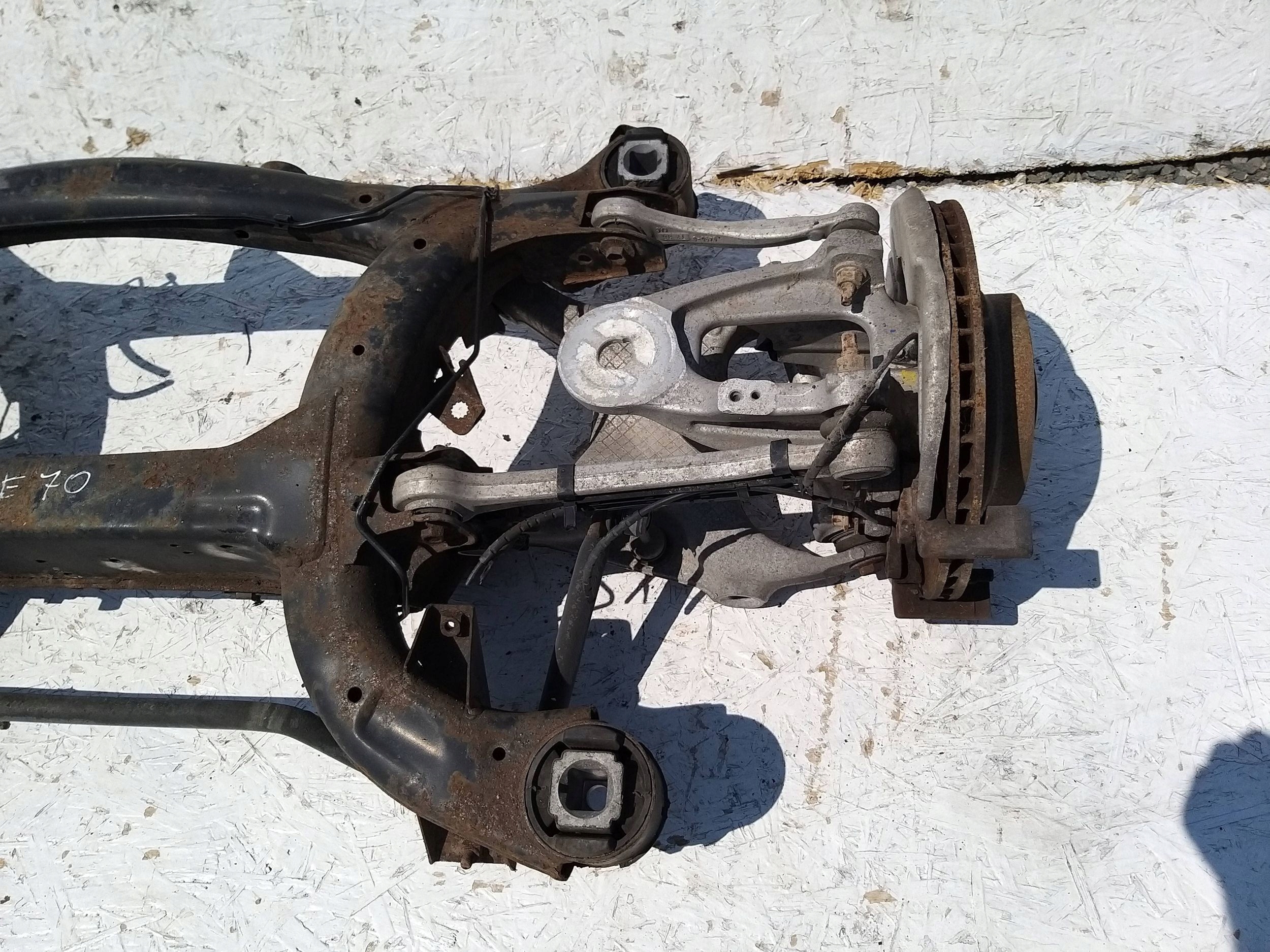 BMW X5 X6 E70 E71 sider axle beam subframe sususpension rear part