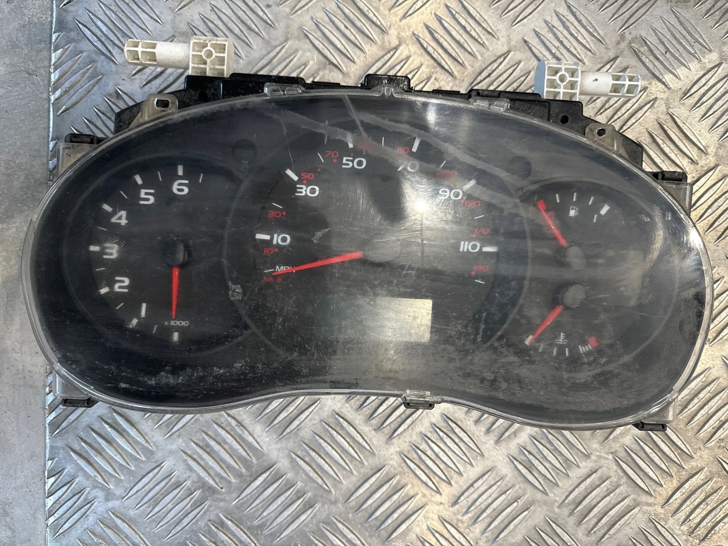 спидометр renault MASTER III P248105732R-C