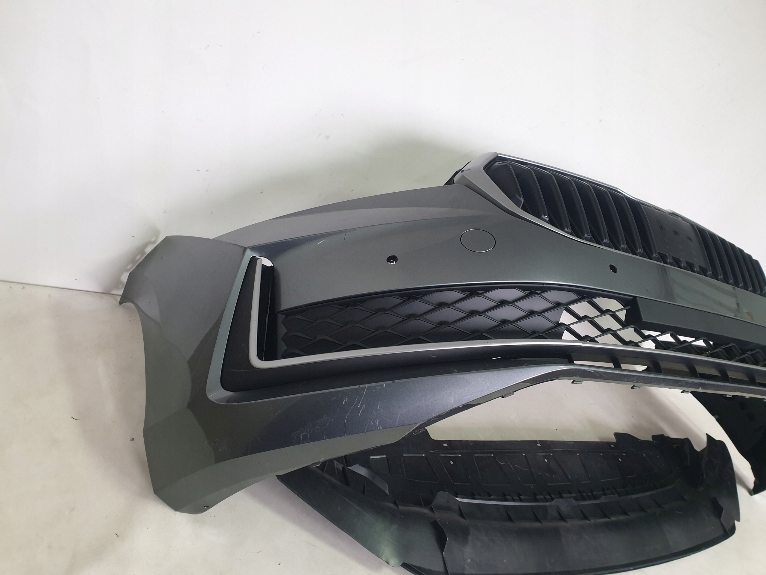 SKODA SUPERB IV 3P0 23-> bumper front front 4 x PDC cover 3P0807221