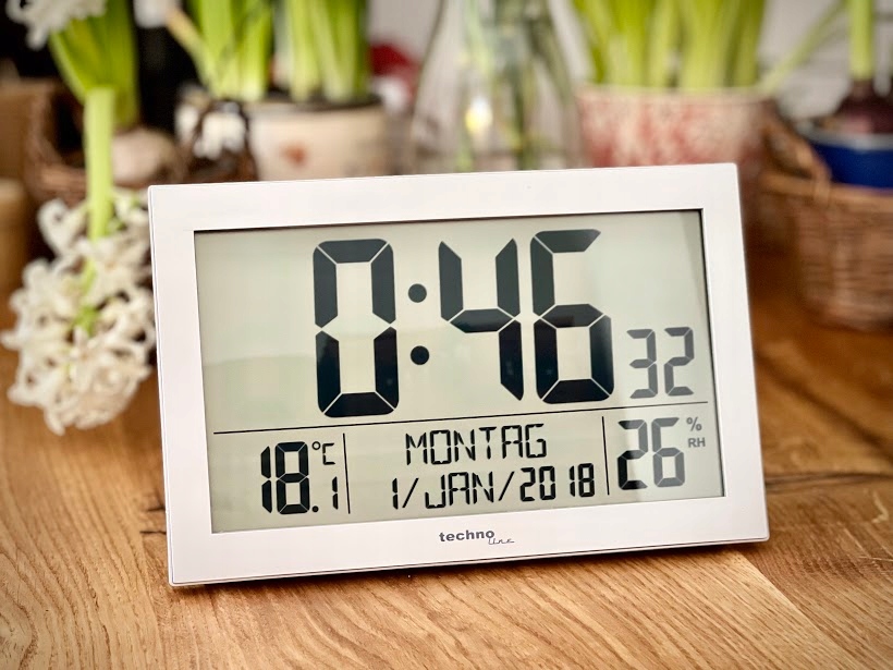 Technoline Zegar cyfrowy ścienny WS8016 BLADE HOME Szerokość całkowita 22.5 cm