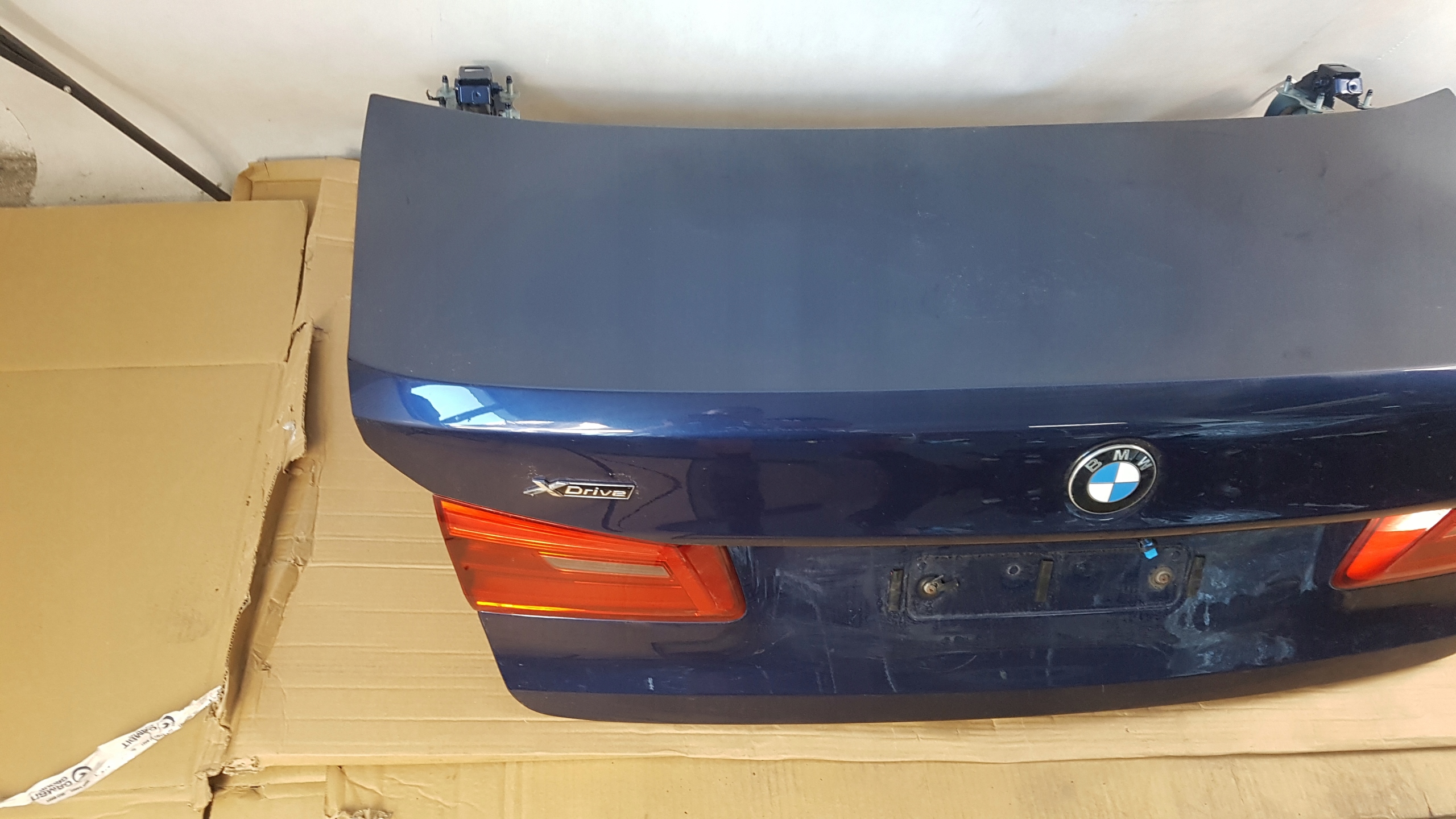 KLAPA TYŁ BMW G30 C10 Typ samochodu Samochody osobowe