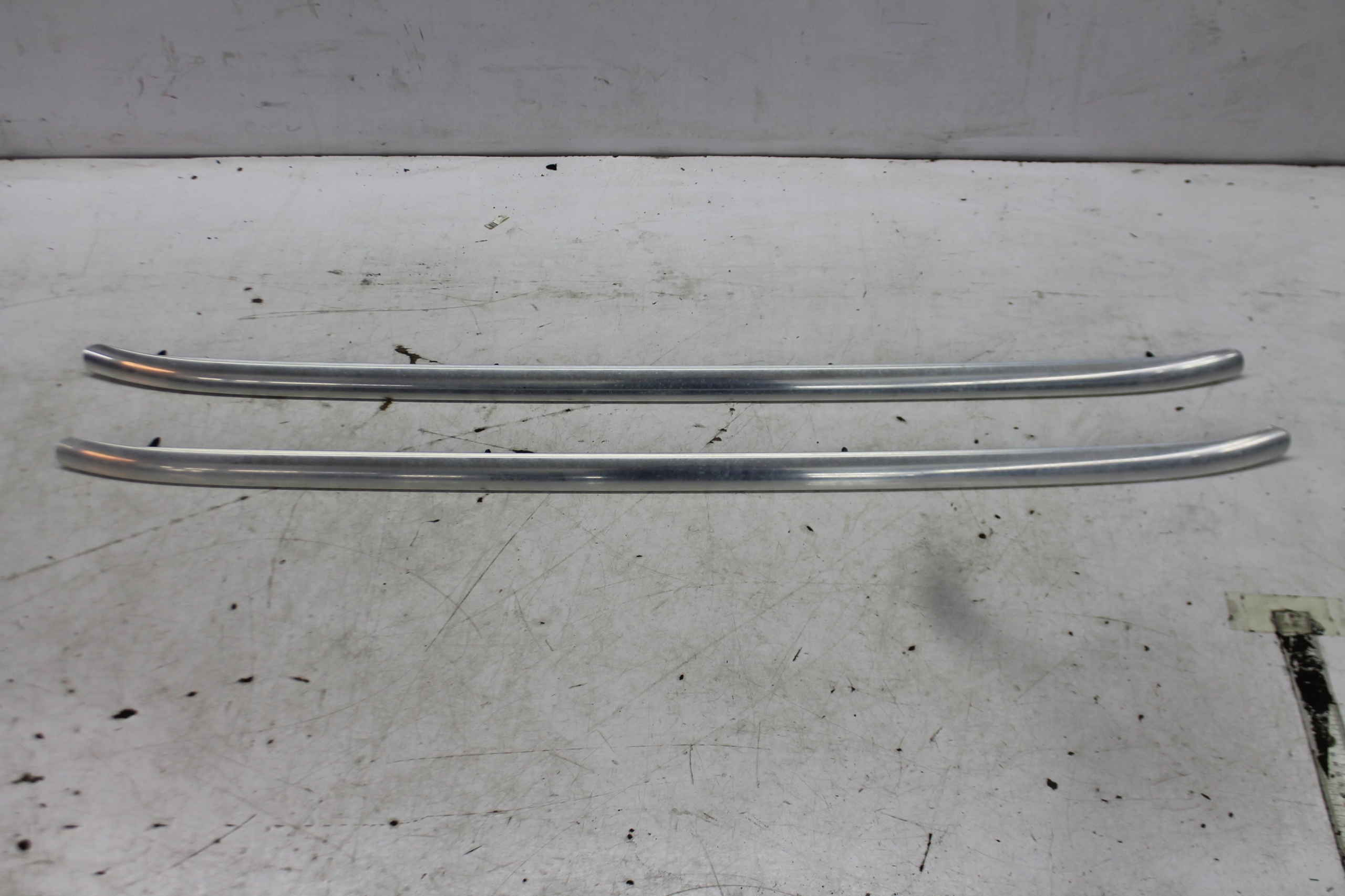 LISTWA DACHOWA RELING PRAWY 8P4860022L A3 8P 05-08