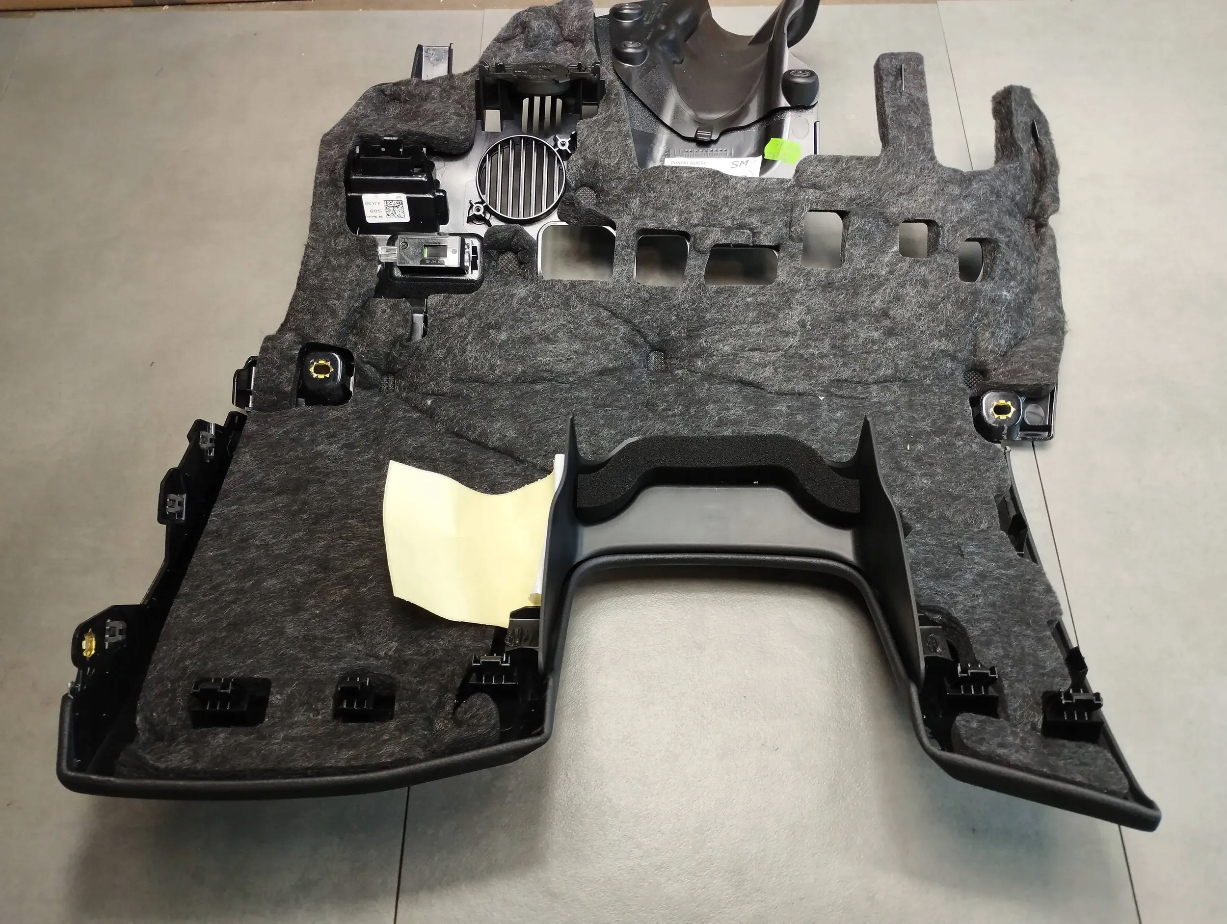 Audi A8 4N D5 Kryt pod volant 4N1857005