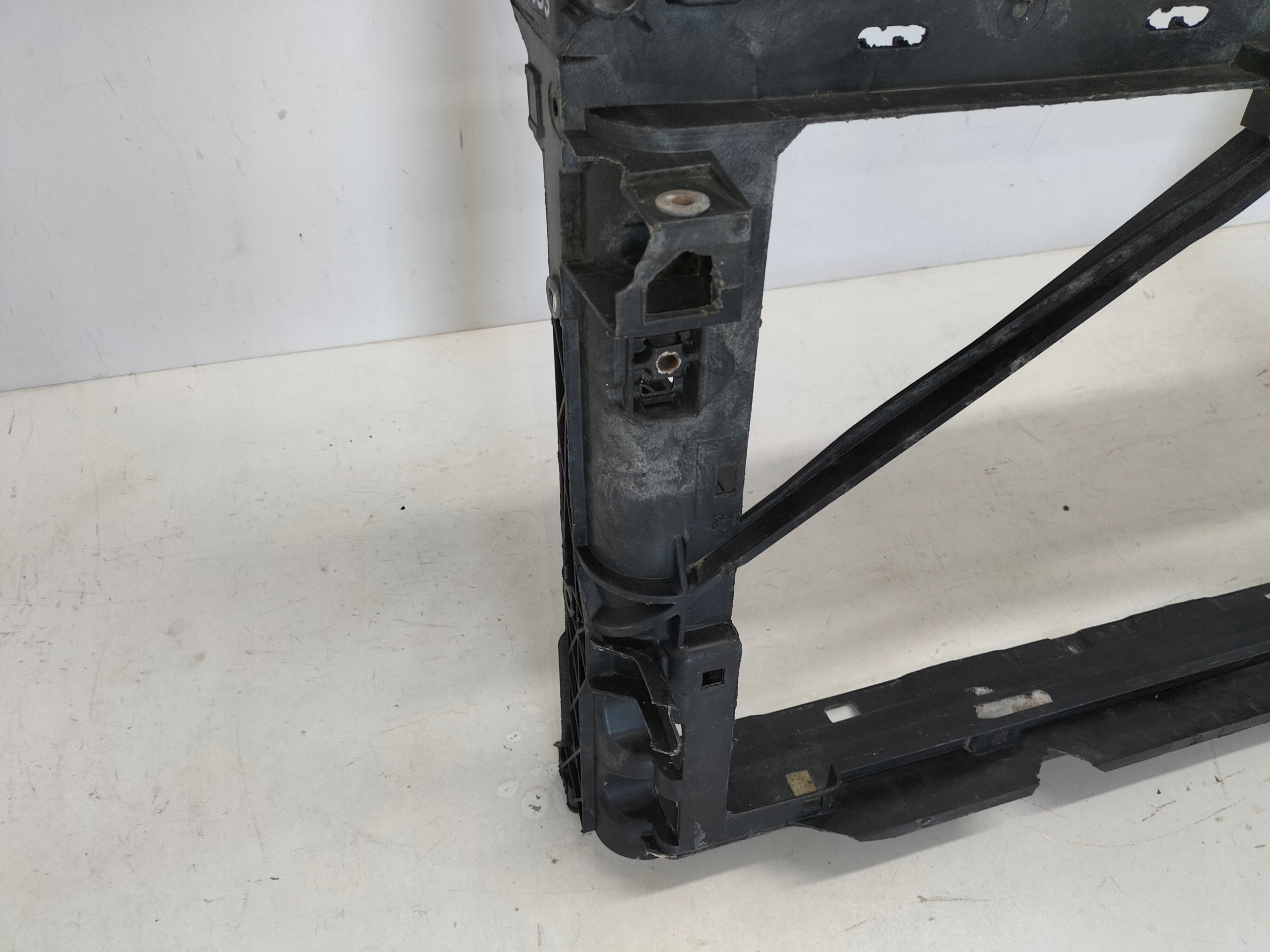 support panel for radiators pillar front SKODA OCTAVIA III 13- 1.2 , 1.4TSI , 1.6TDI