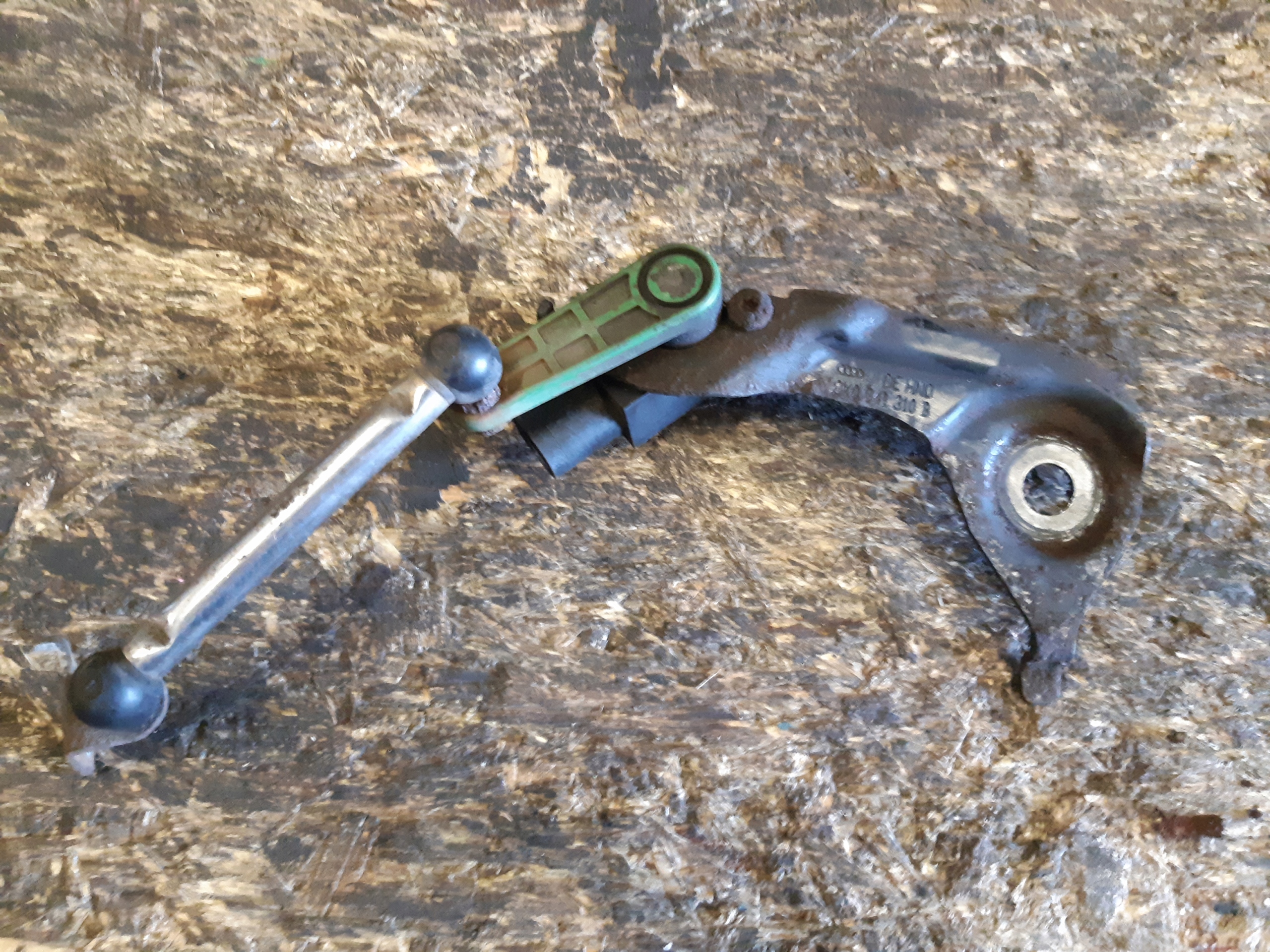 AUDI A4 B8 A5 8T Sensor POZIOMOWANIA Leuchten rechts heck 8K0941310B