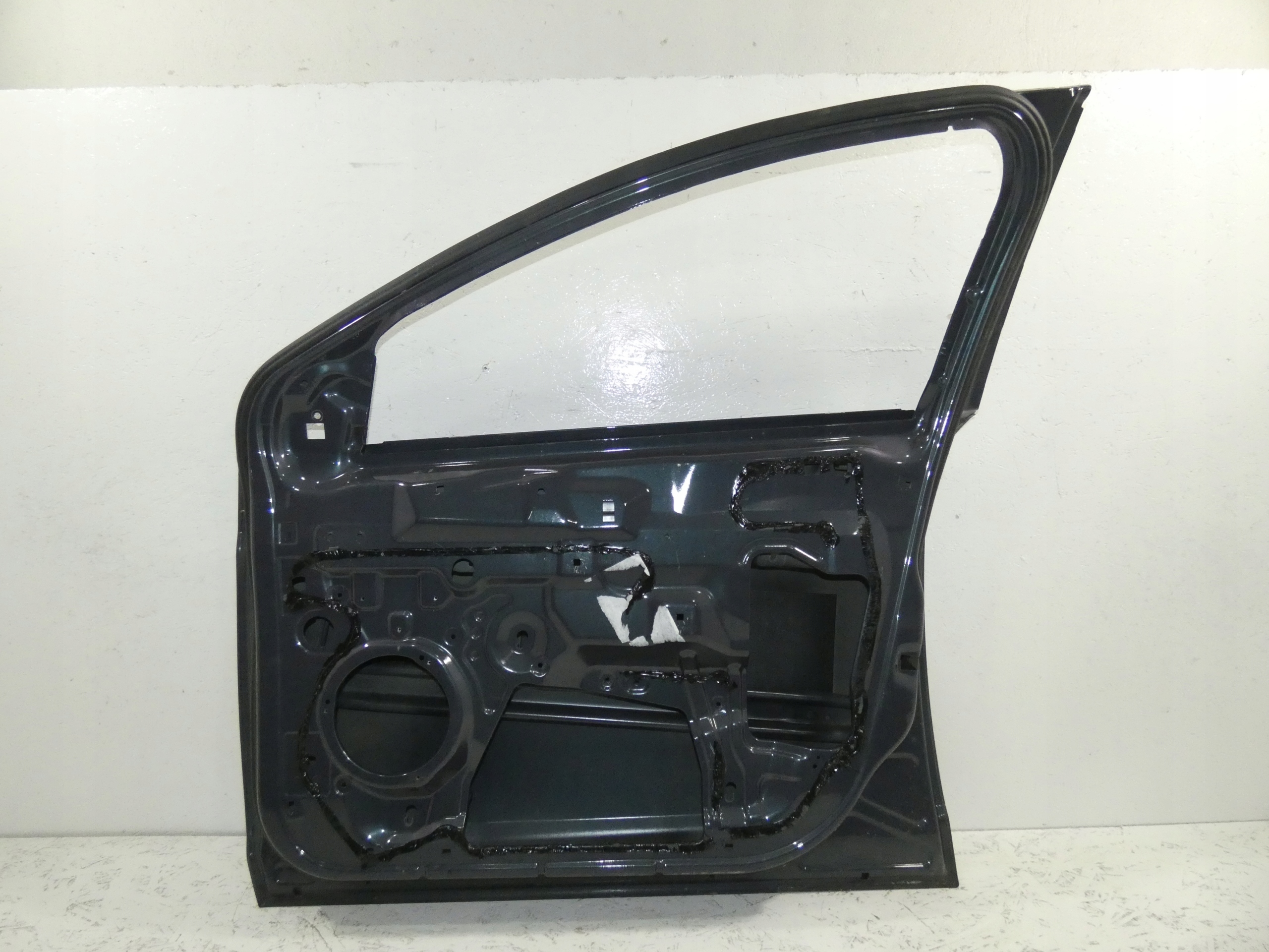 Ford Mondeo MK4 door right front front
