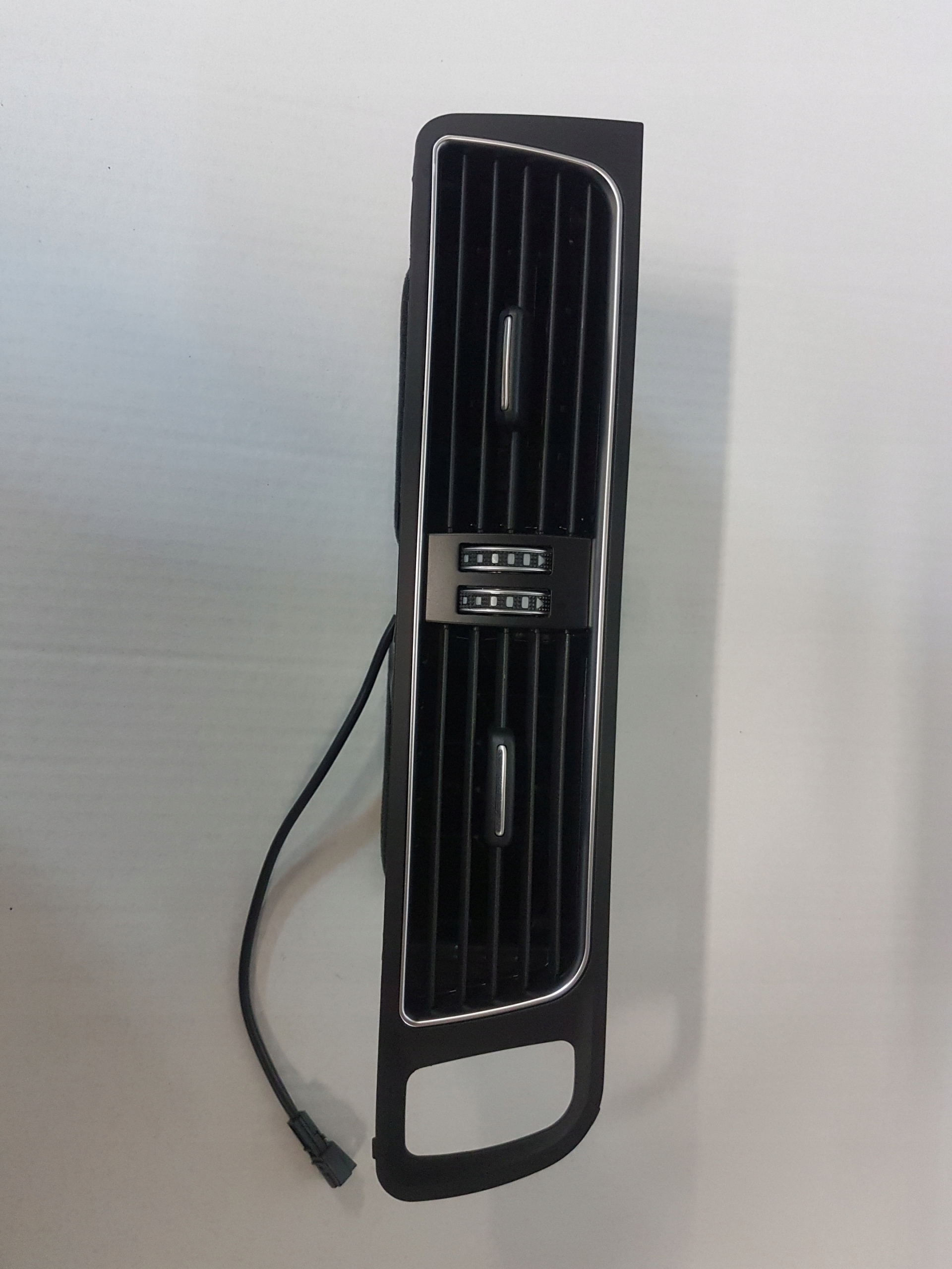 Audi Q5 09 16 Left Rear Stop, Reverse & Fog Light - ftgqhtd