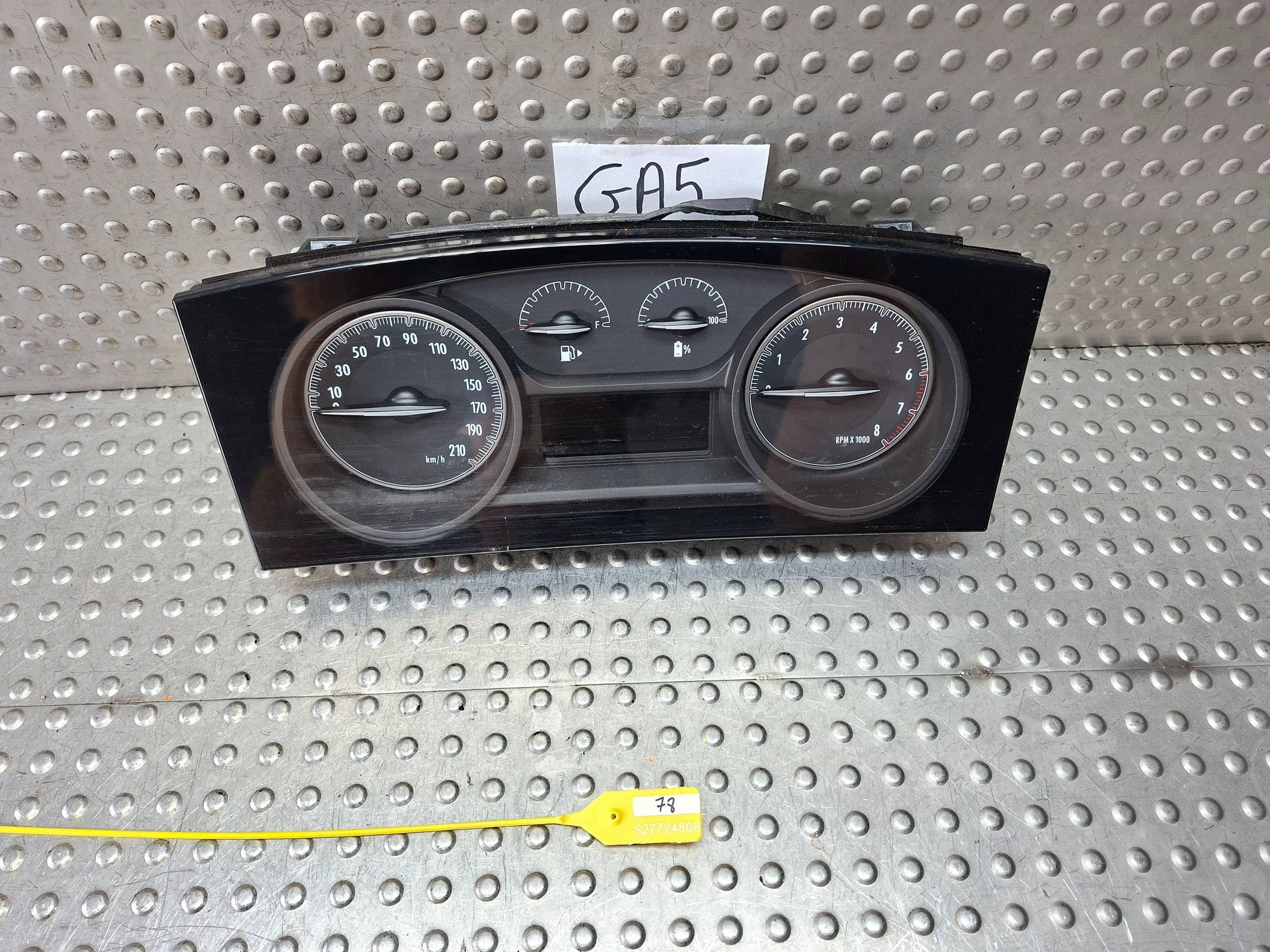 dials dials LANCIA YPSILON II LIFT 21- HYBRYDA