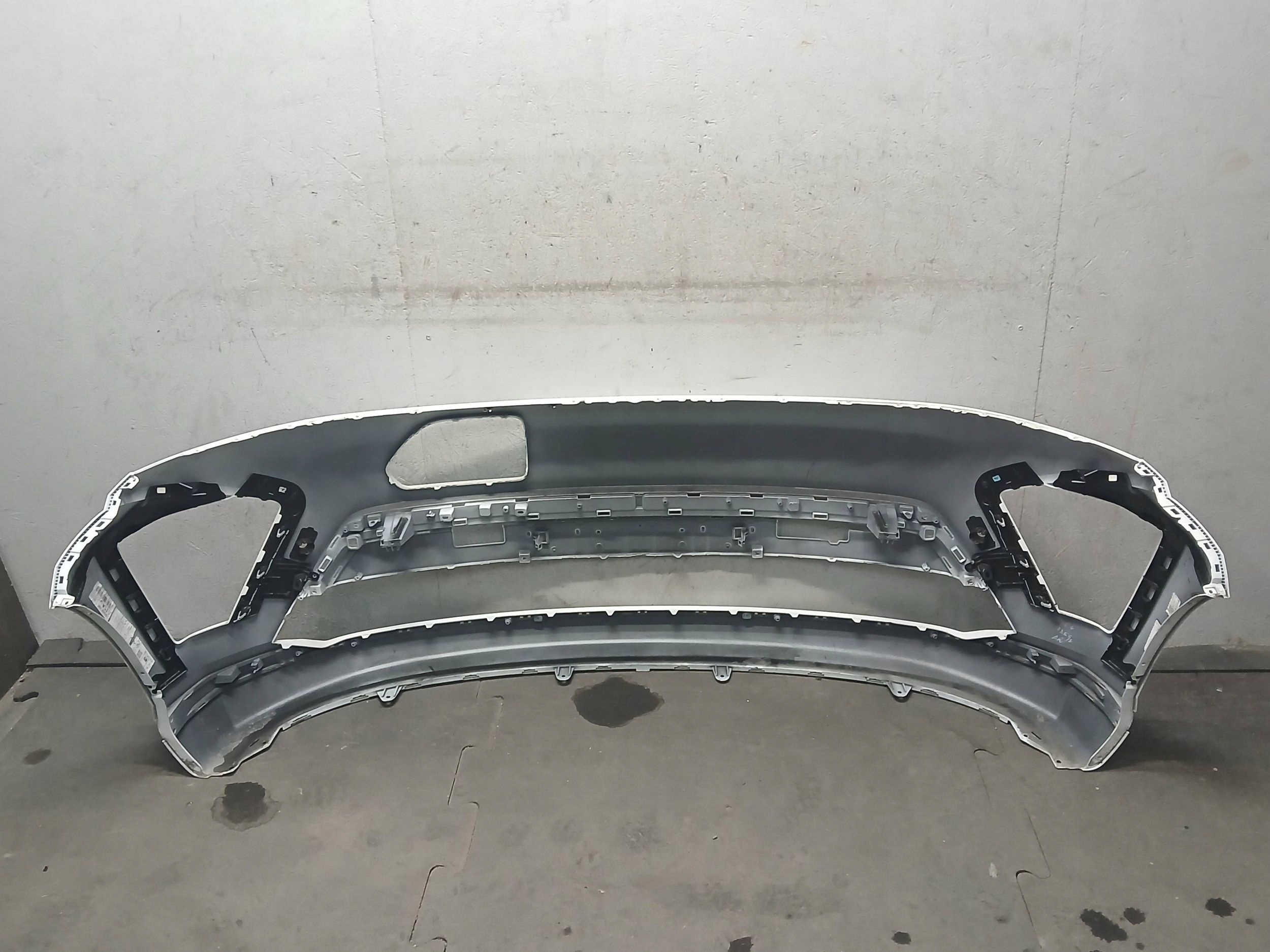 bumper front HYUNDAI KONA II 2 EV ELECTRIC