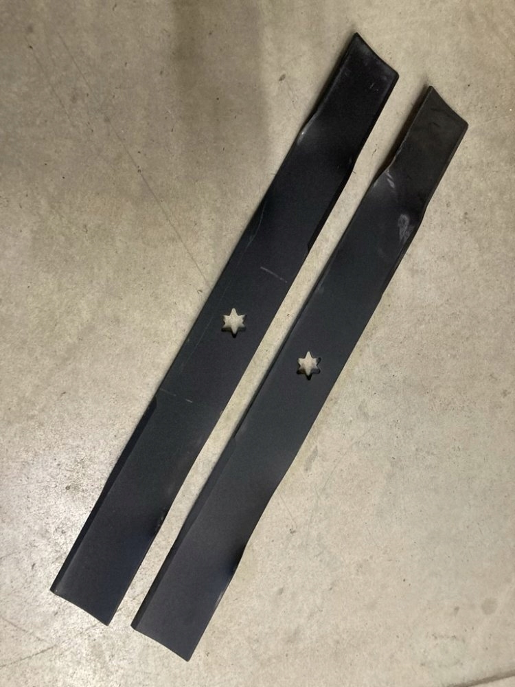 Žacie nože sada Cub Cadet pre záhradný traktor Xt 117CM, 2x 742-04268