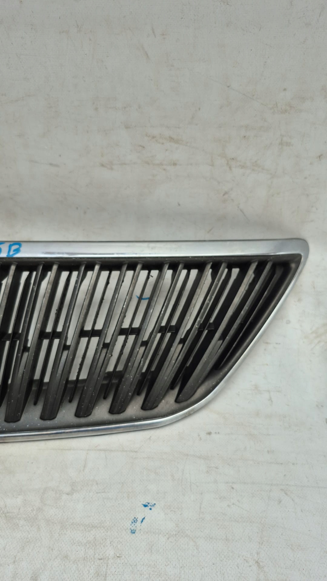 LEXUS RX300 04-06 grill grille radiator