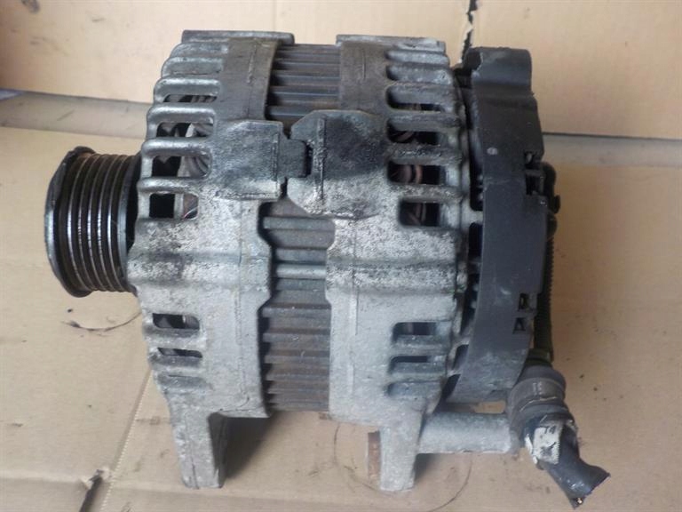 VW PASSAT B6 2.0 TDI ALTERNATOR 03G903023