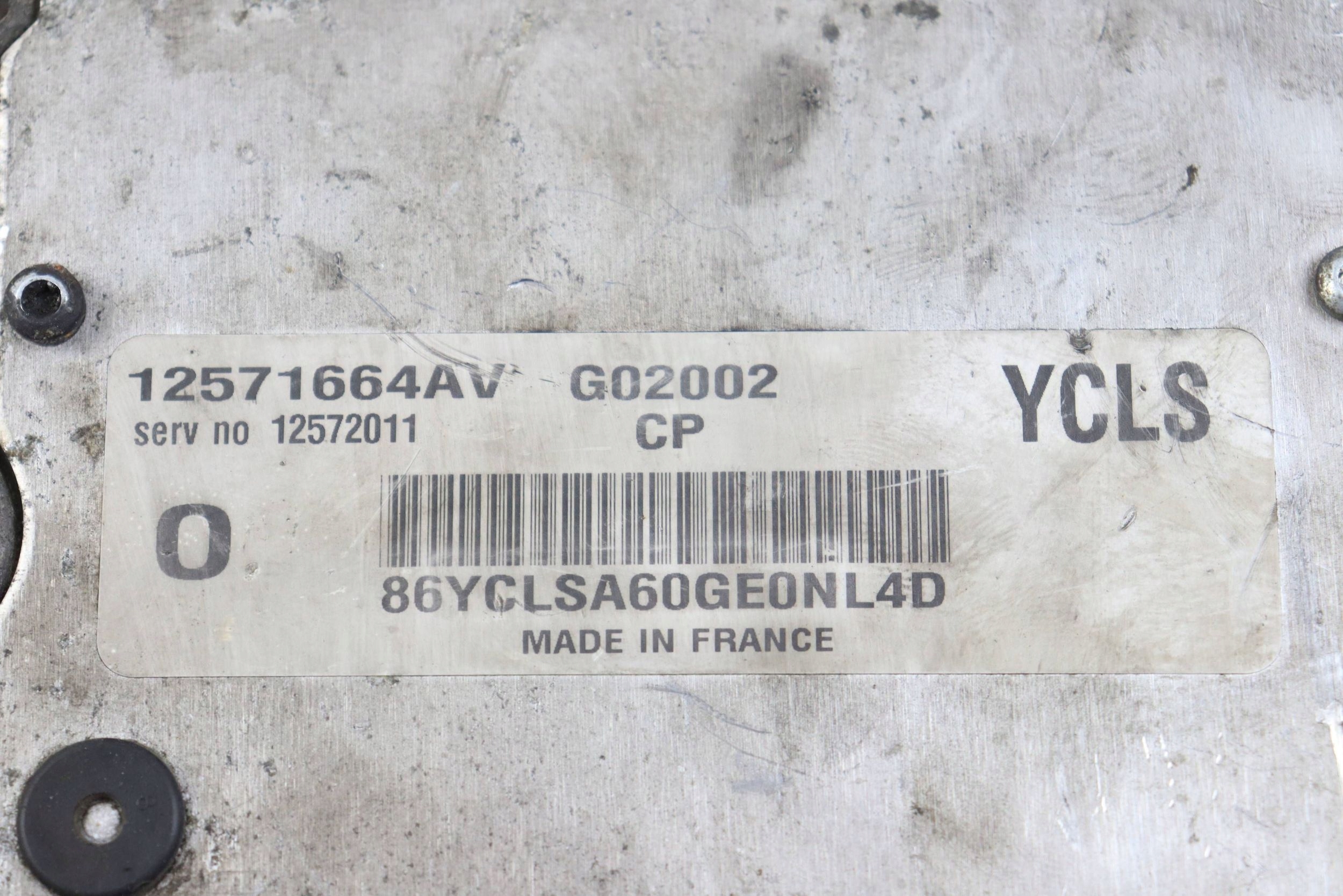 OPEL VECTRA C computer control unit of the engine ECU 2.2 16V 12571664AV YCLS