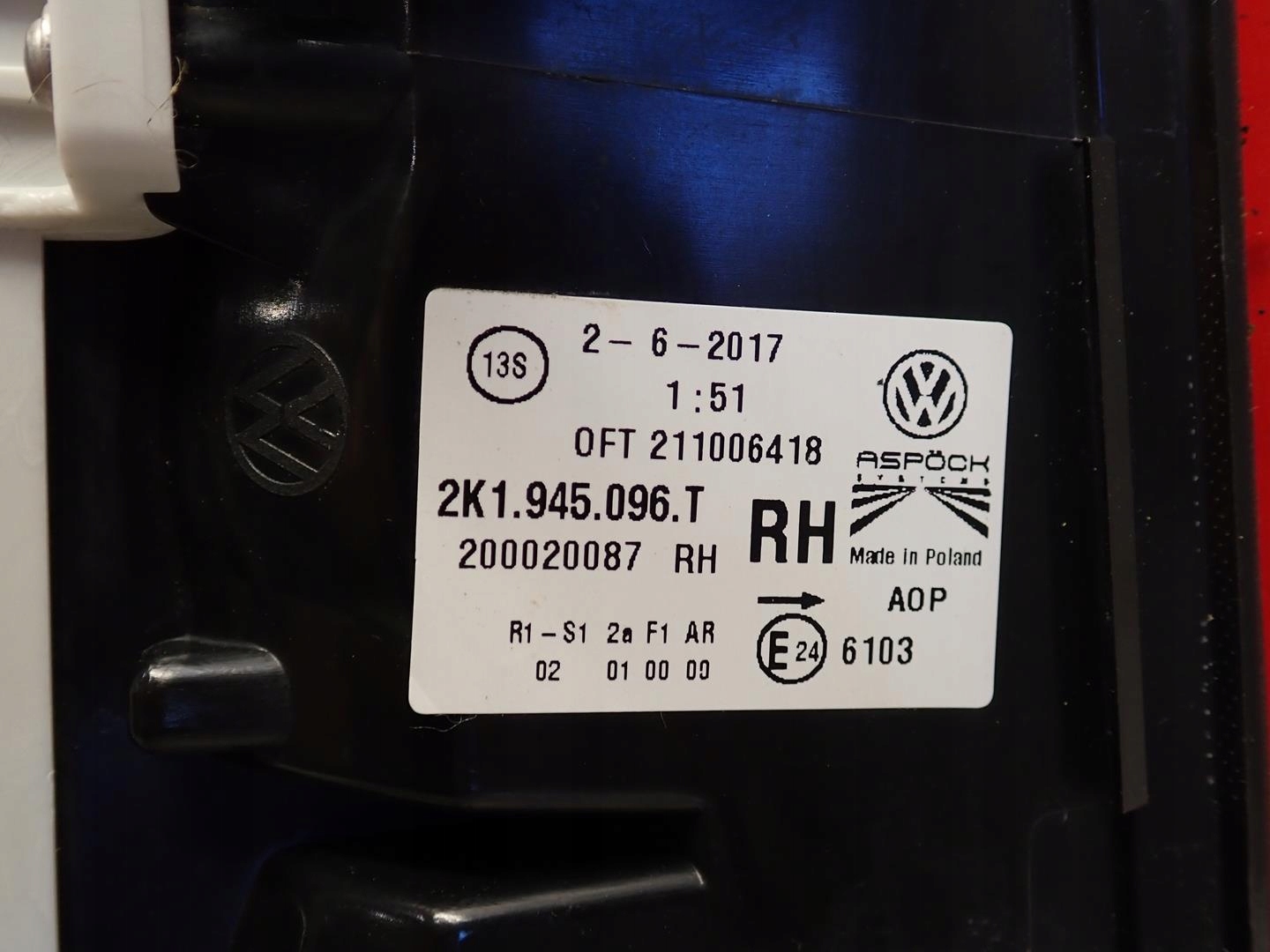 light rear part rear right VW CADDY 2015- below klape 2K1945096T